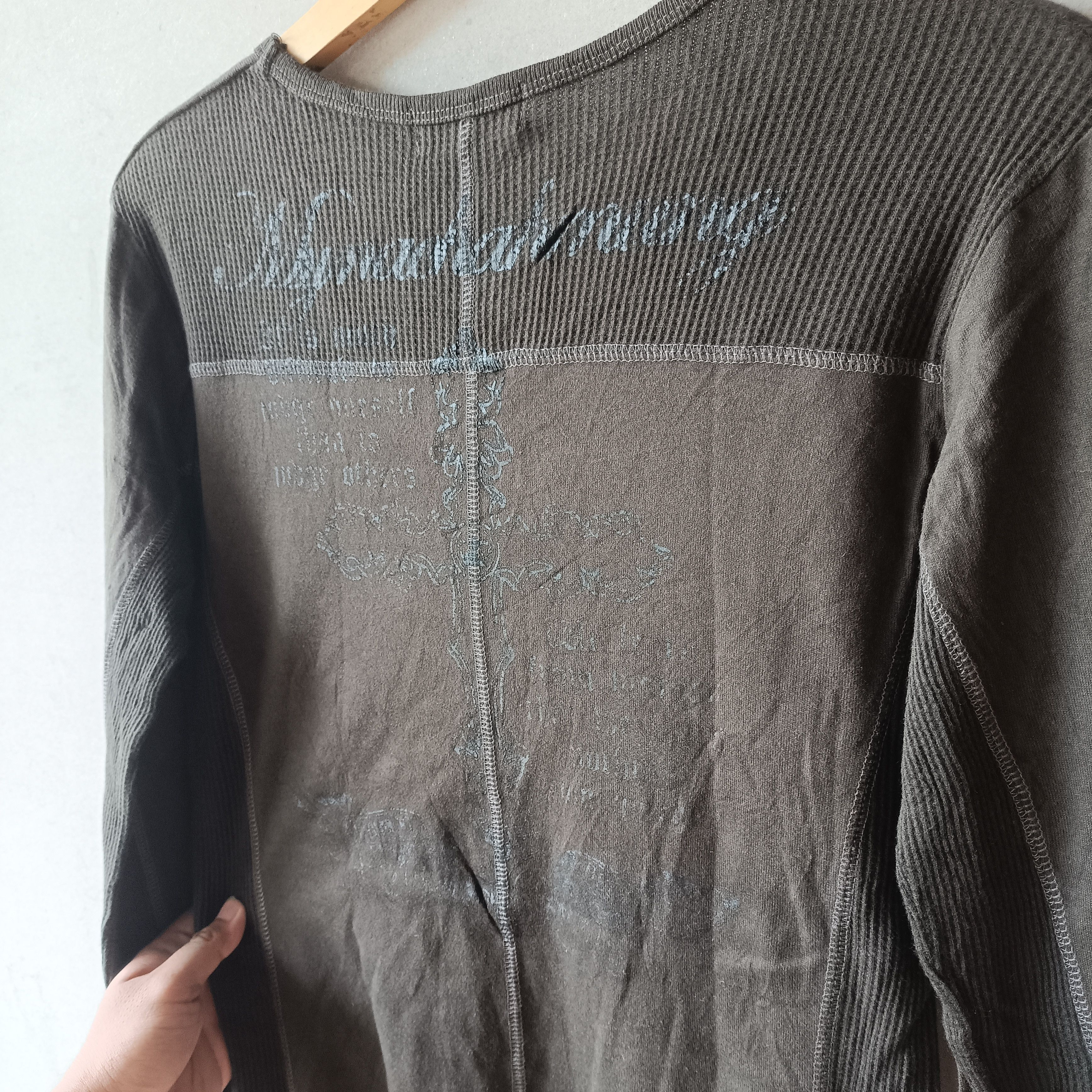 Tornado Mart 2000s Tornado Mart - vneck grunge ls tee Size US M / EU 48-50 / 2 - 5 Thumbnail