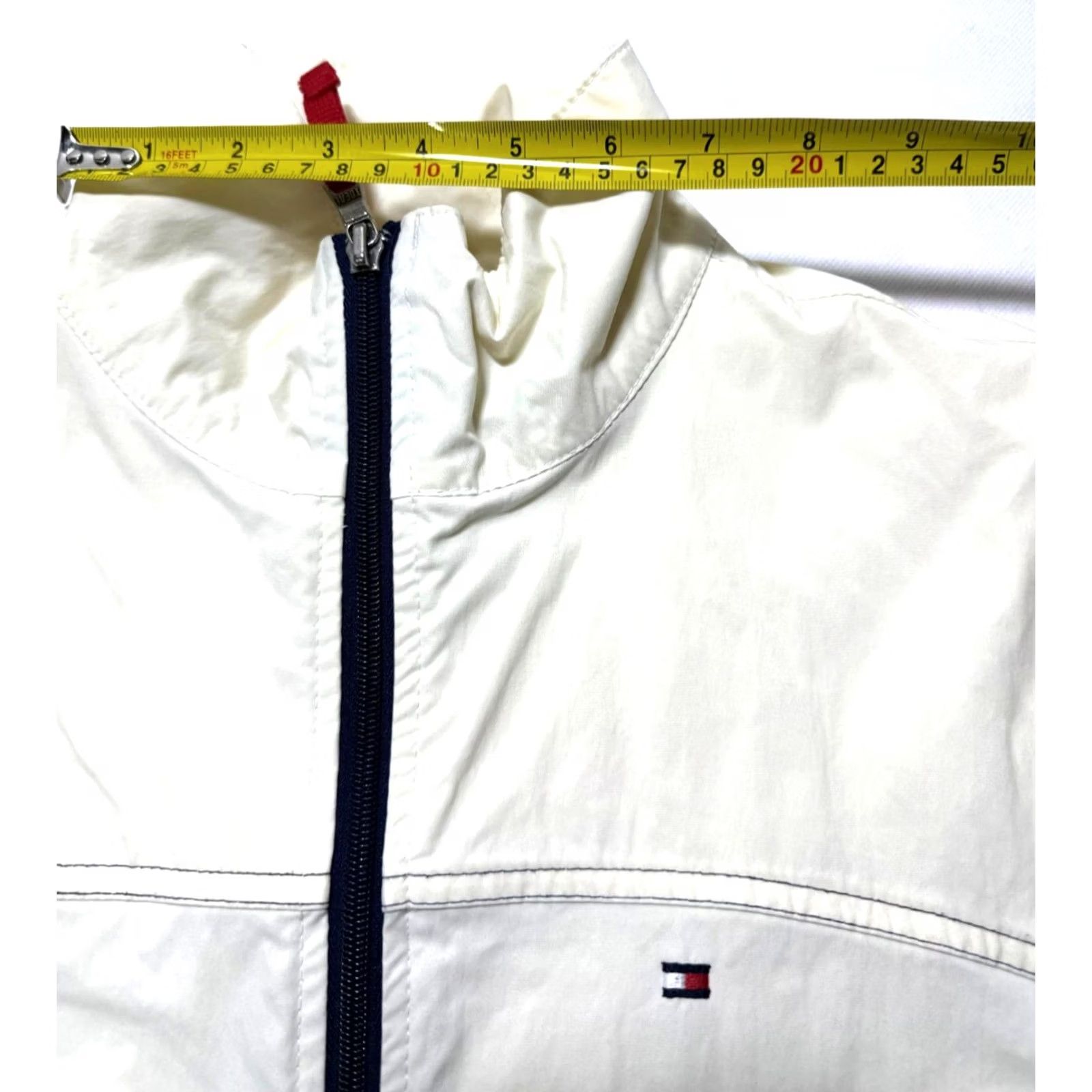 Tommy Hilfiger Tommy Hilfiger Men'S Lightweight Active Water Resistant Hooded Rain Jacket - S (White) Size US S / EU 44-46 / 1 - 3 Thumbnail