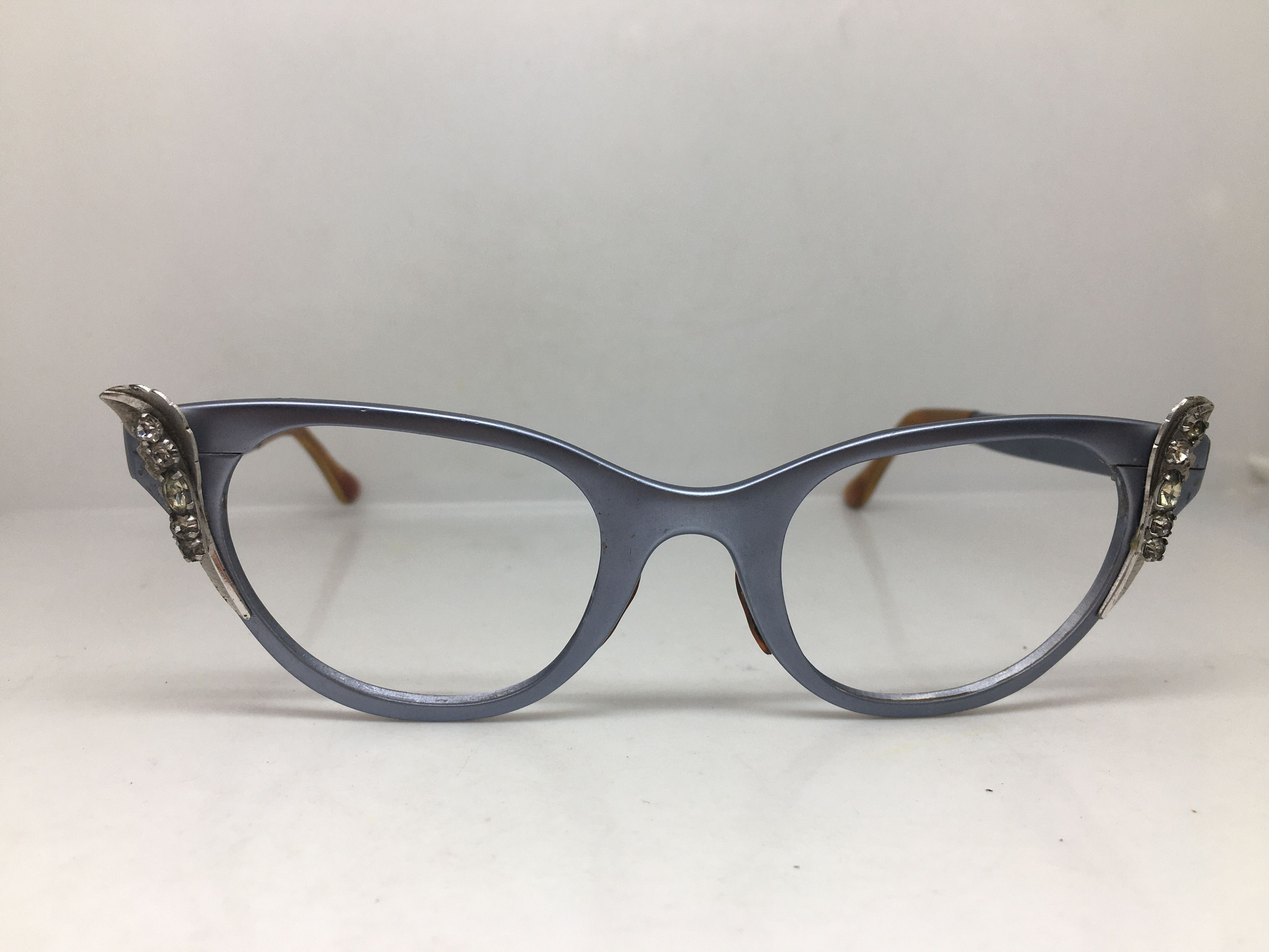 Vintage Vintage 50 AluminiumTura Cateye Diva Girls Eyeglasses Size ONE SIZE - 2 Thumbnail