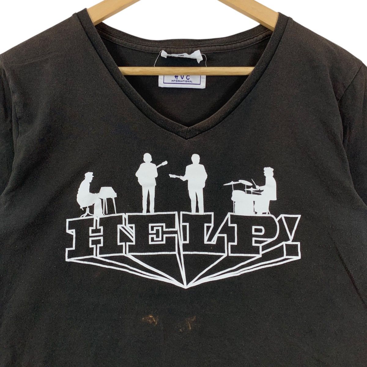 Vintage THE BEATLES x #VC International HELP Band Tshirt Size US S / EU 44-46 / 1 - 3 Thumbnail