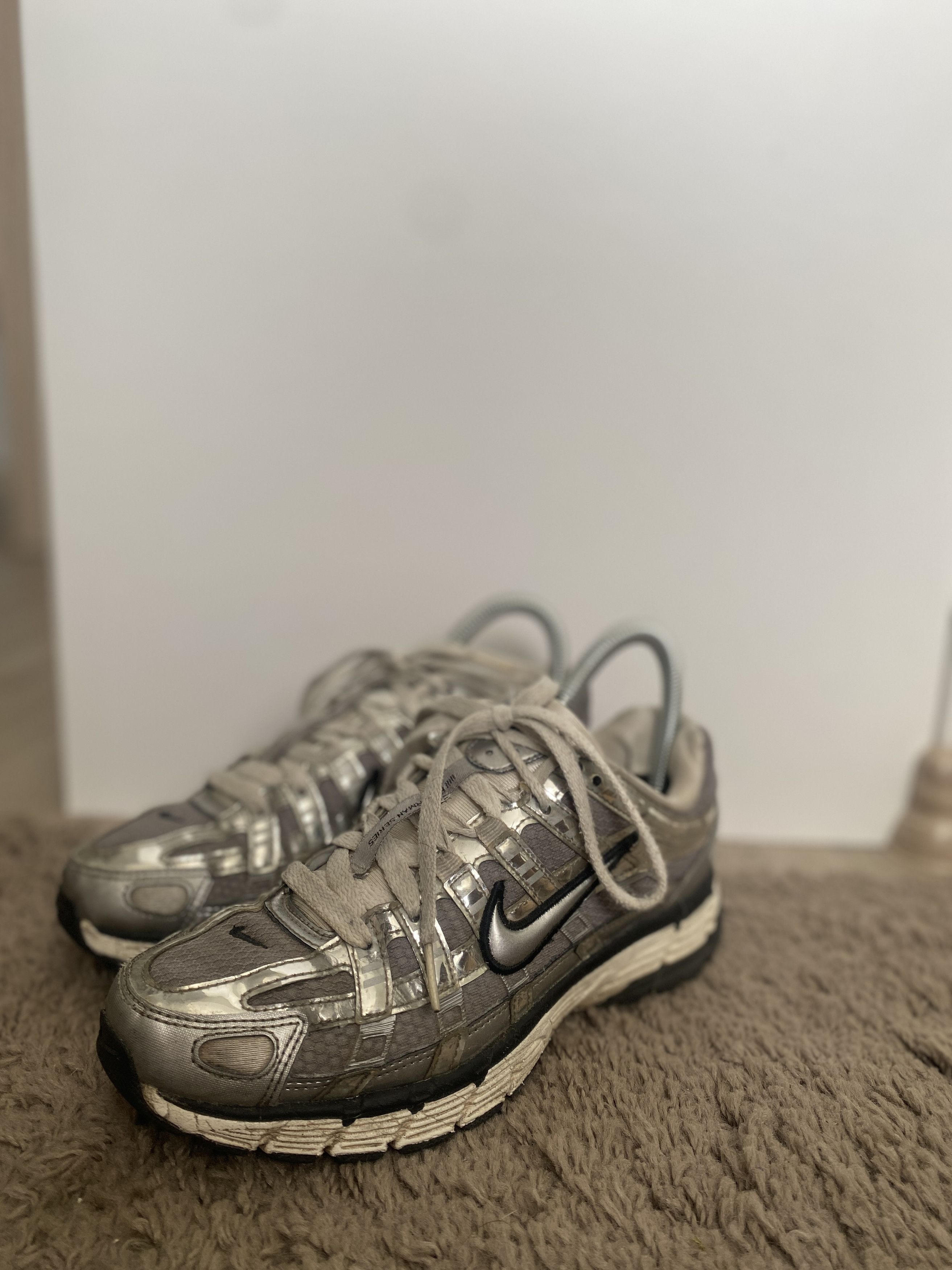 Nike Nike P-6000 Metallic Silver sneakers shoes Size US 5 / IT 35 - 2 Thumbnail