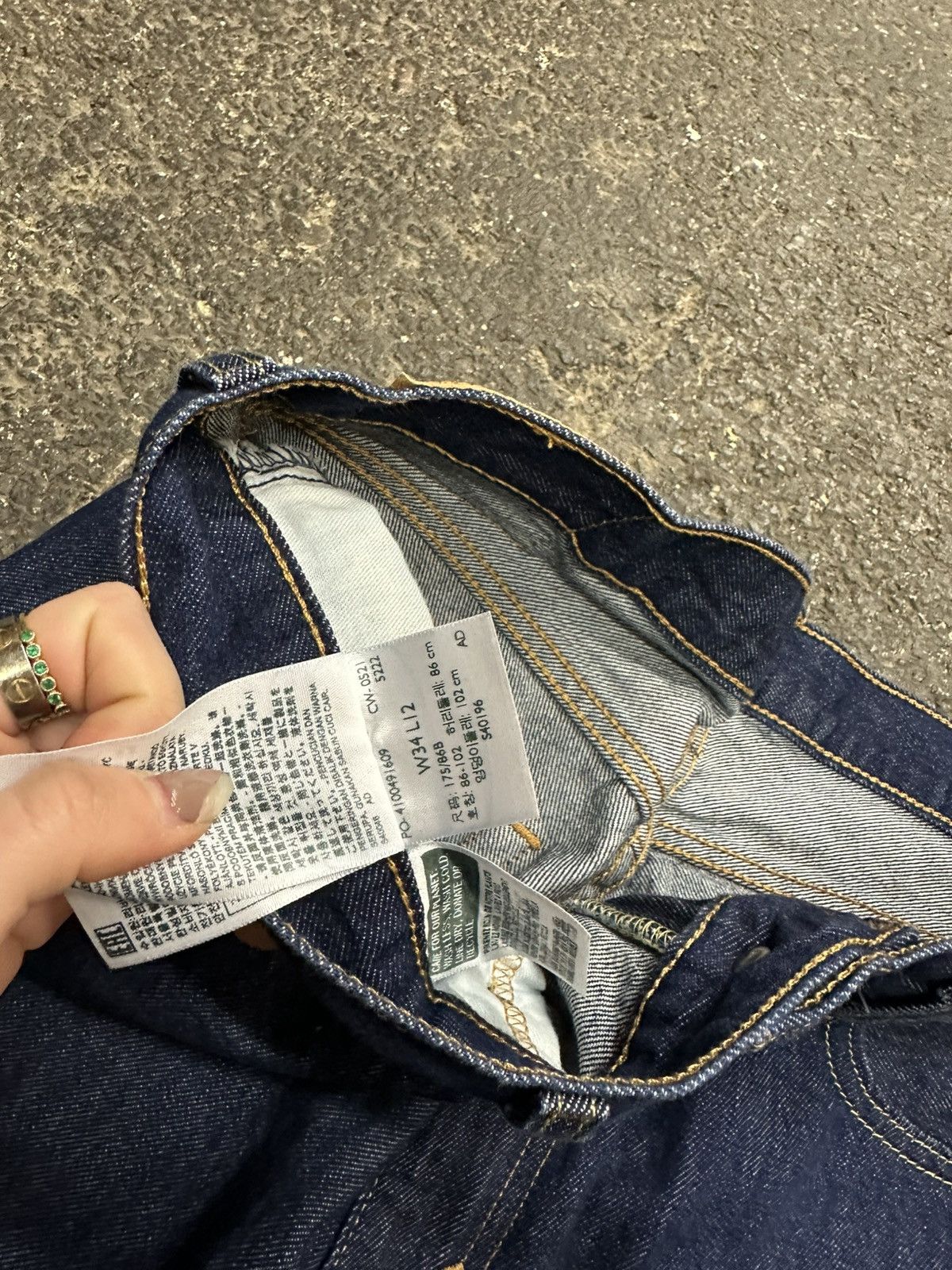 Levi's × Vintage Y2K Levi’s 569 jorts Size US 34 / EU 50 - 4 Thumbnail