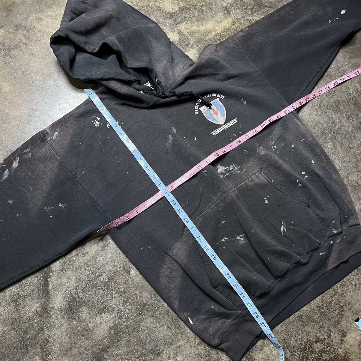Vintage vintage army road runners thrashed black faded hoodie Size US XL / EU 56 / 4 - 11 Thumbnail