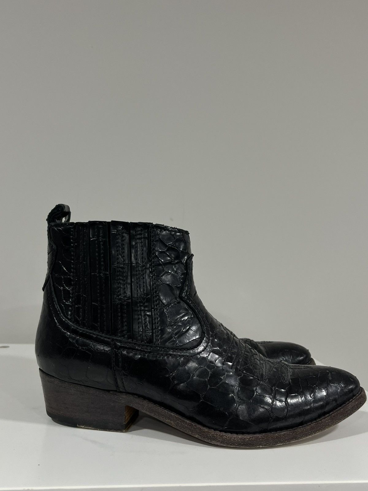 Golden Goose Chelsea boot. Size 36 Size US 6 / IT 36 - 1 Thumbnail
