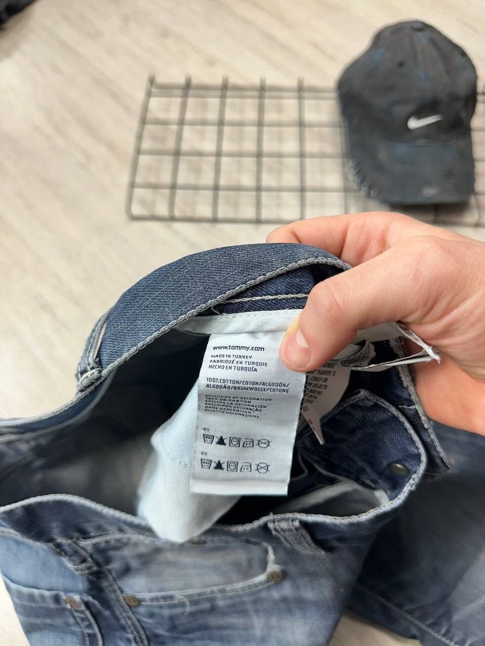 Tommy Hilfiger × Vintage Vintage Hilfiger Denim Distressed Jeans Size US 31 - 6 Thumbnail