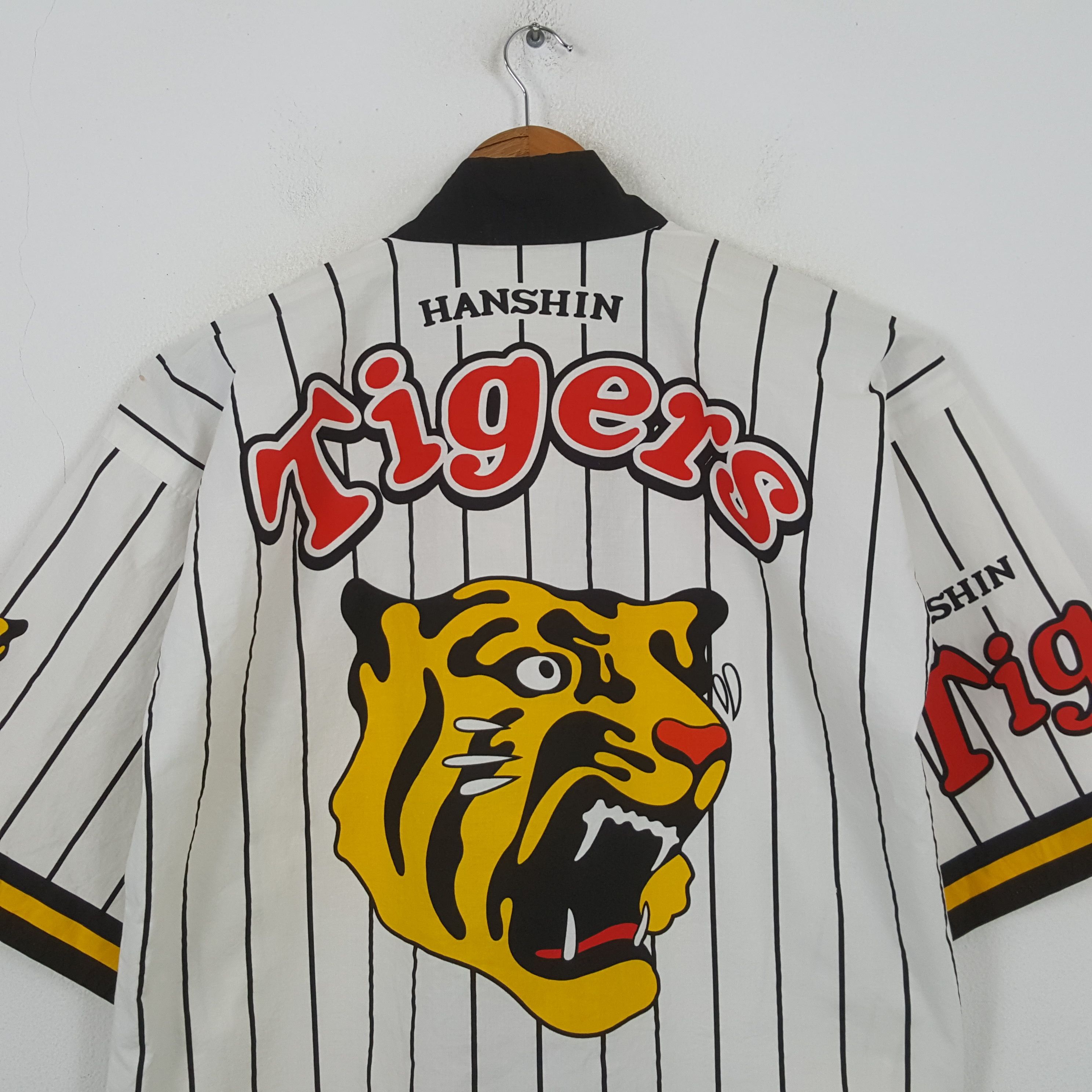 Japanese Brand Vintage Hanshin Tigers Japanese Baseball Team Kimono RR12 Size US L / EU 52-54 / 3 - 2 Thumbnail
