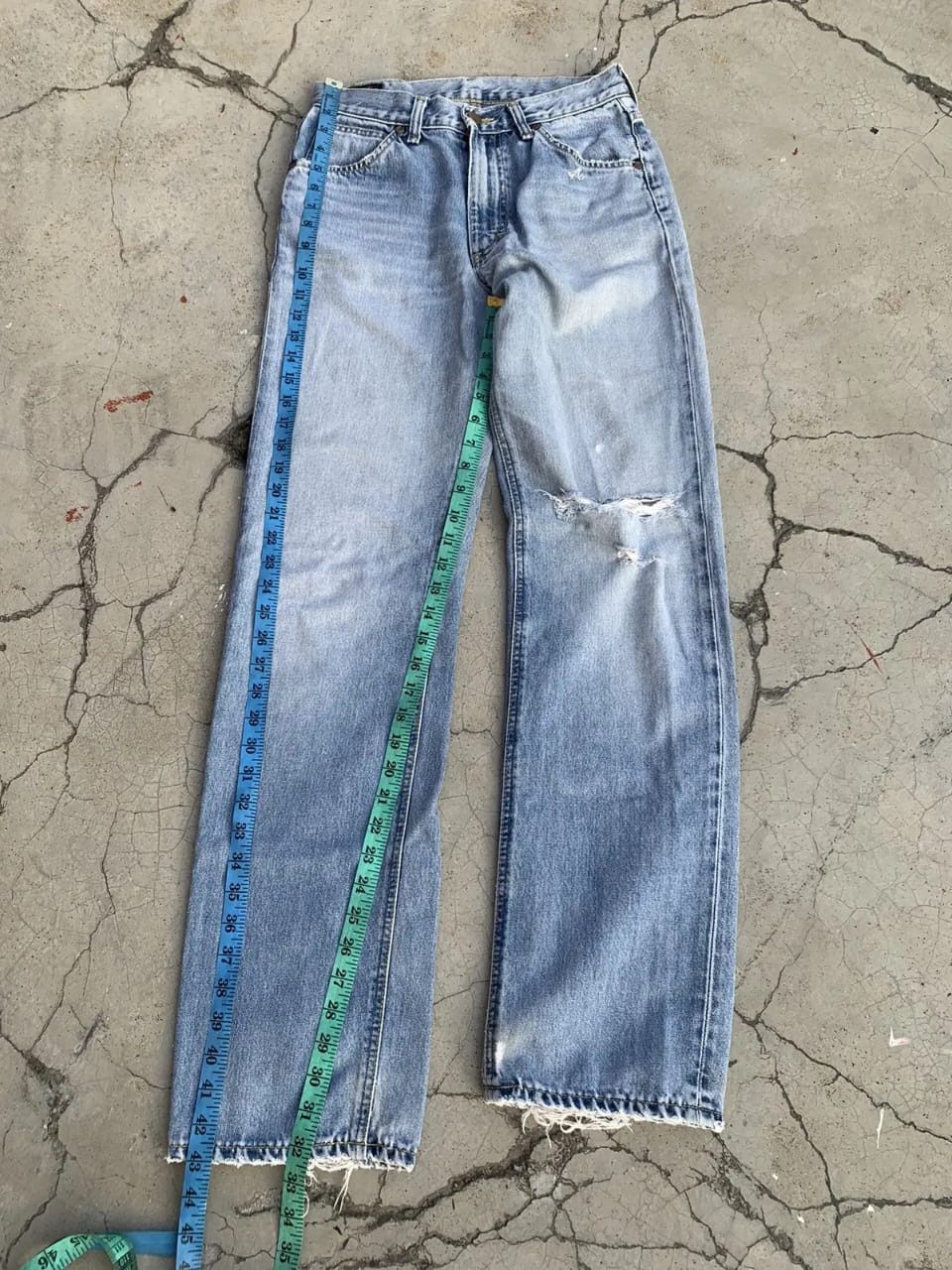 Lee Distressed vintage LEE RIDER faded blue. Size US 28 / EU 44 - 7 Thumbnail