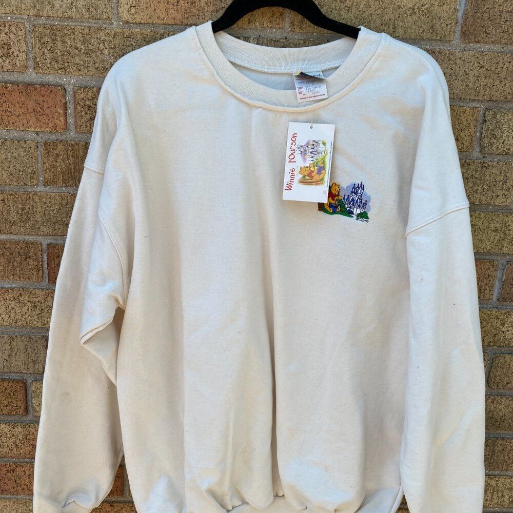 Disney BNWT Vintage 1991 Disney Winnie The Pooh Embroidered Crewne Size US XL / EU 56 / 4 - 5 Thumbnail