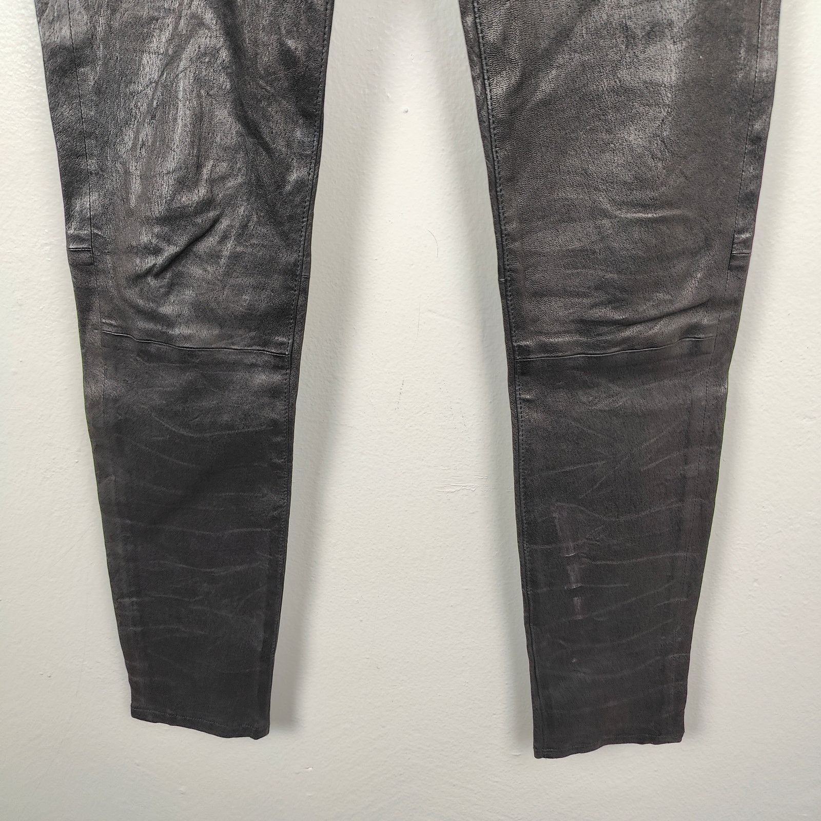 Frame Frame Le Skinny de Jeanne Lamb Leather Jeans Womens 26 Black Size 26" / US 2 / IT 38 - 4 Thumbnail