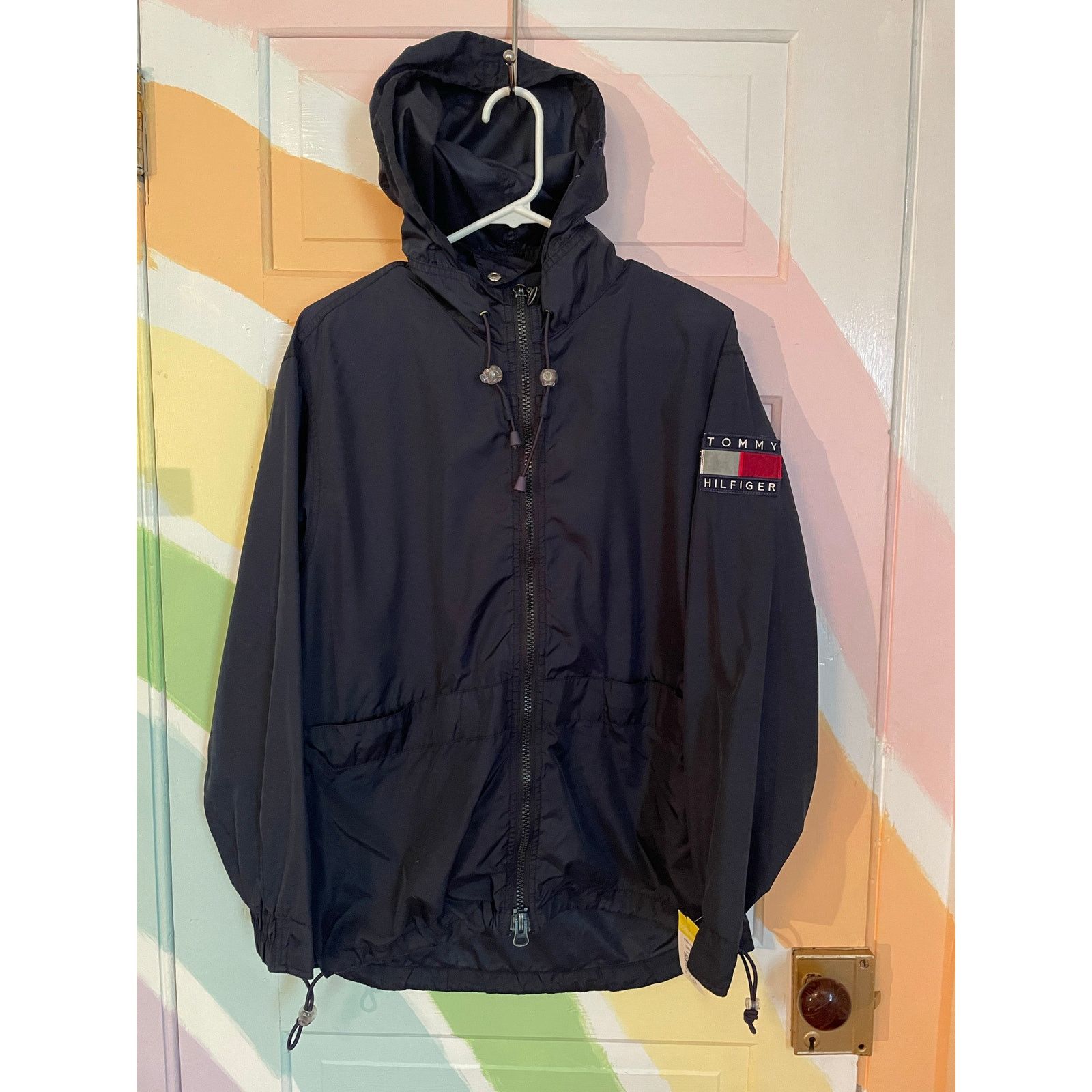 Tommy Hilfiger Vintage Tommy Hilfiger Hooded Windbreaker Navy Size M Y2K Size US M / EU 48-50 / 2 - 1 Thumbnail
