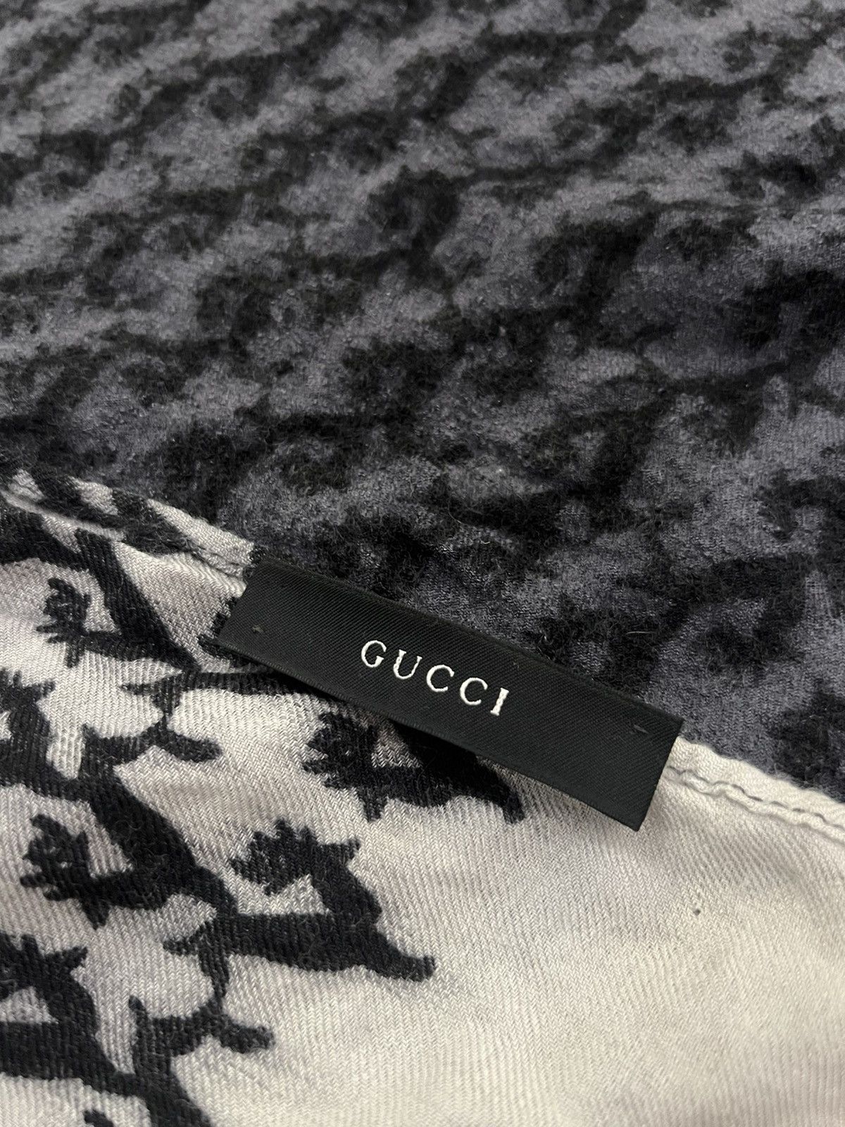 Gucci Reversible Gucci scarf with deer print Size ONE SIZE - 9 Thumbnail