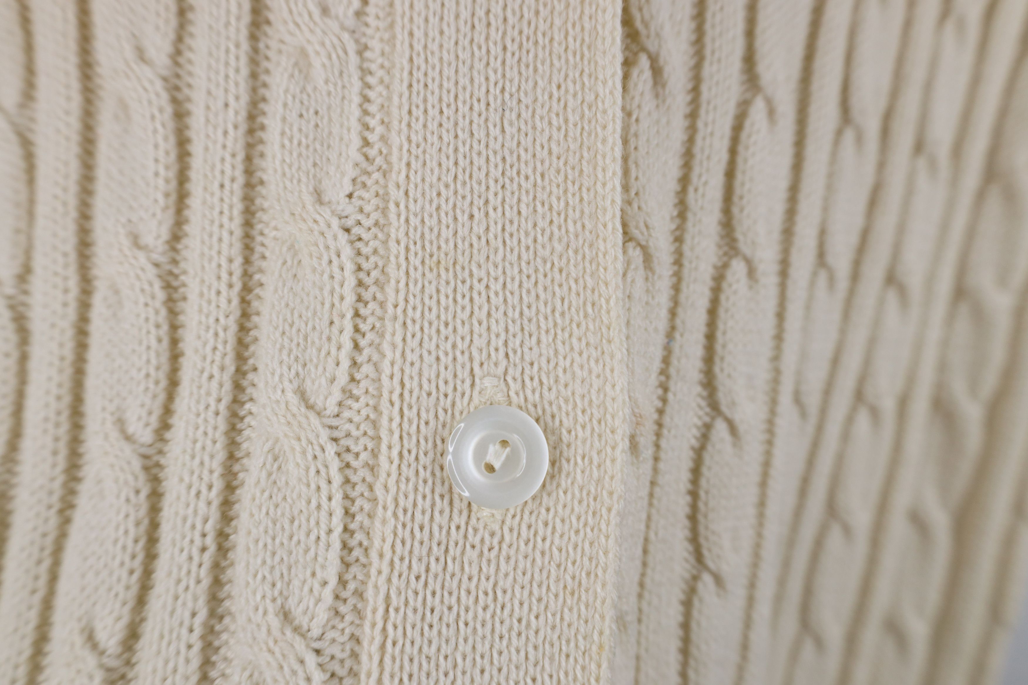 Vintage Vintage 70s Streetwear Chunky Cable Knit Sweater Vest Beige Size M / US 6-8 / IT 42-44 - 6 Thumbnail