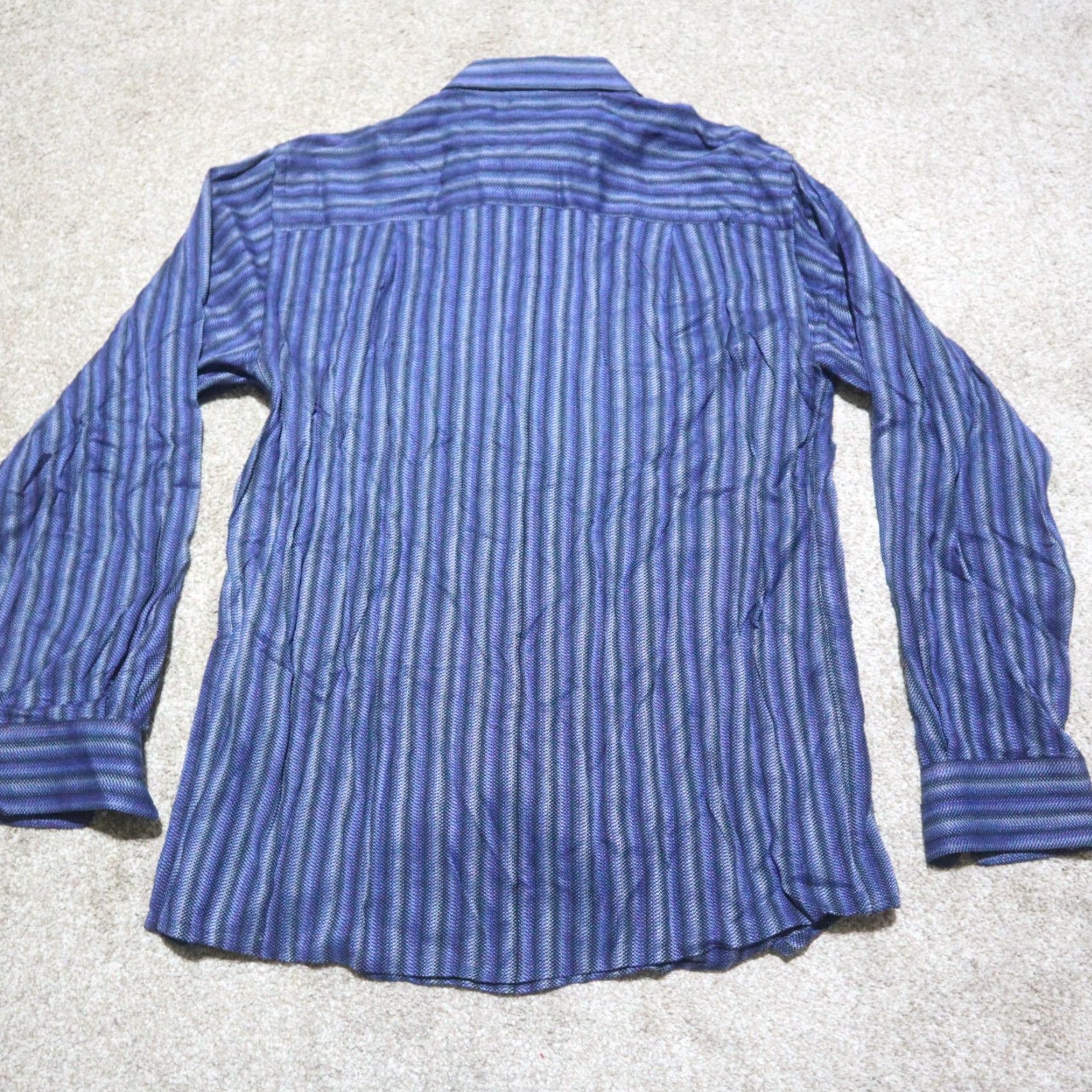 Vintage Michael Brandon Shirt Mens XL Blue 89% Rayon Striped Button-Front Collared Neckline Spread Geometric Casual 90s (if applicable) Mens Size US XL / EU 56 / 4 - 8 Thumbnail
