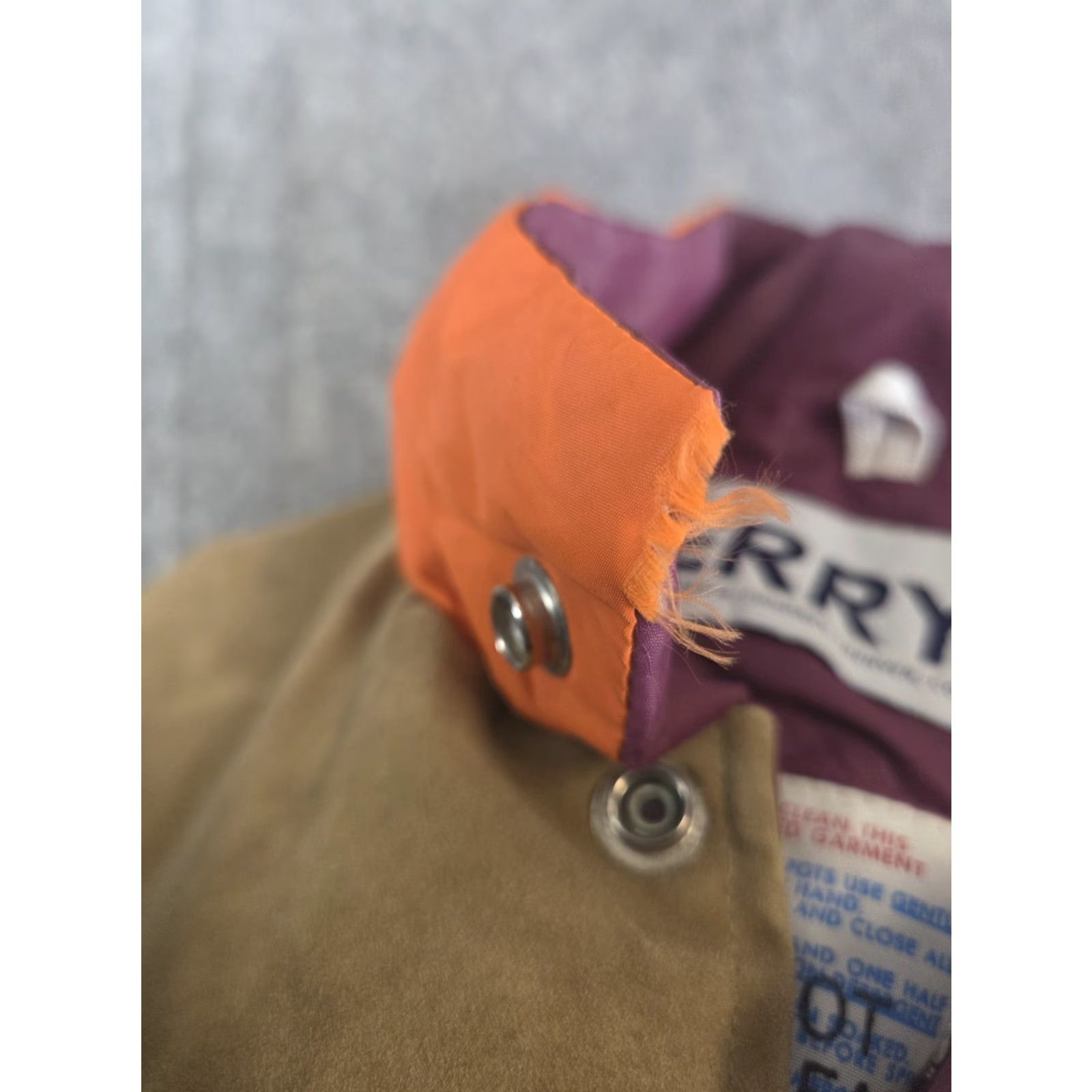 Vintage GERRY VINTAGE Down Suede Puffer Vest – Orange & Tan USA Size L – 70s 80s 90s Classic Outdoor Puffer Vest Mens Size US L / EU 52-54 / 3 - 6 Thumbnail