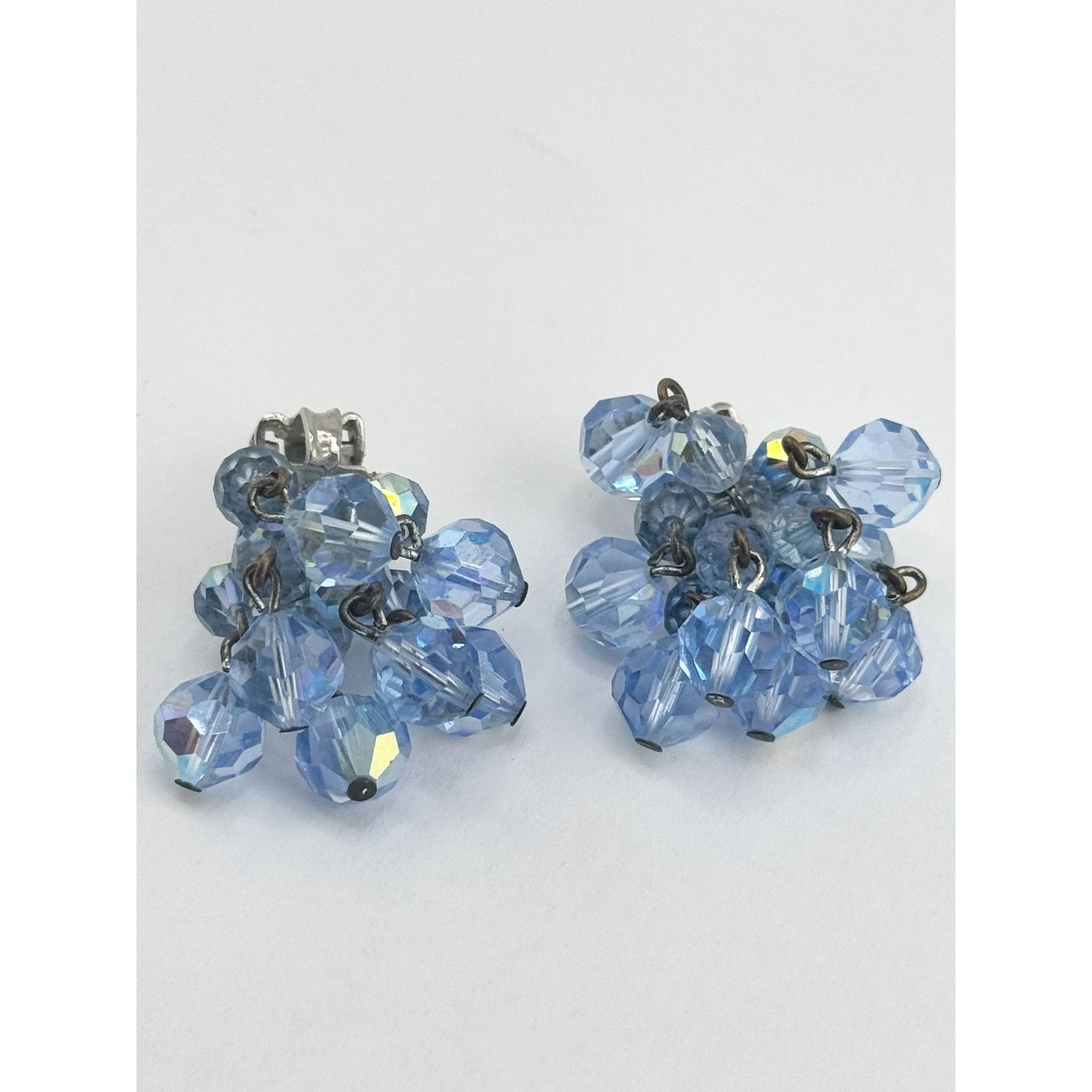Vintage Vintage blue crystal tassel dangle earrings. clip on earring Size ONE SIZE - 3 Thumbnail