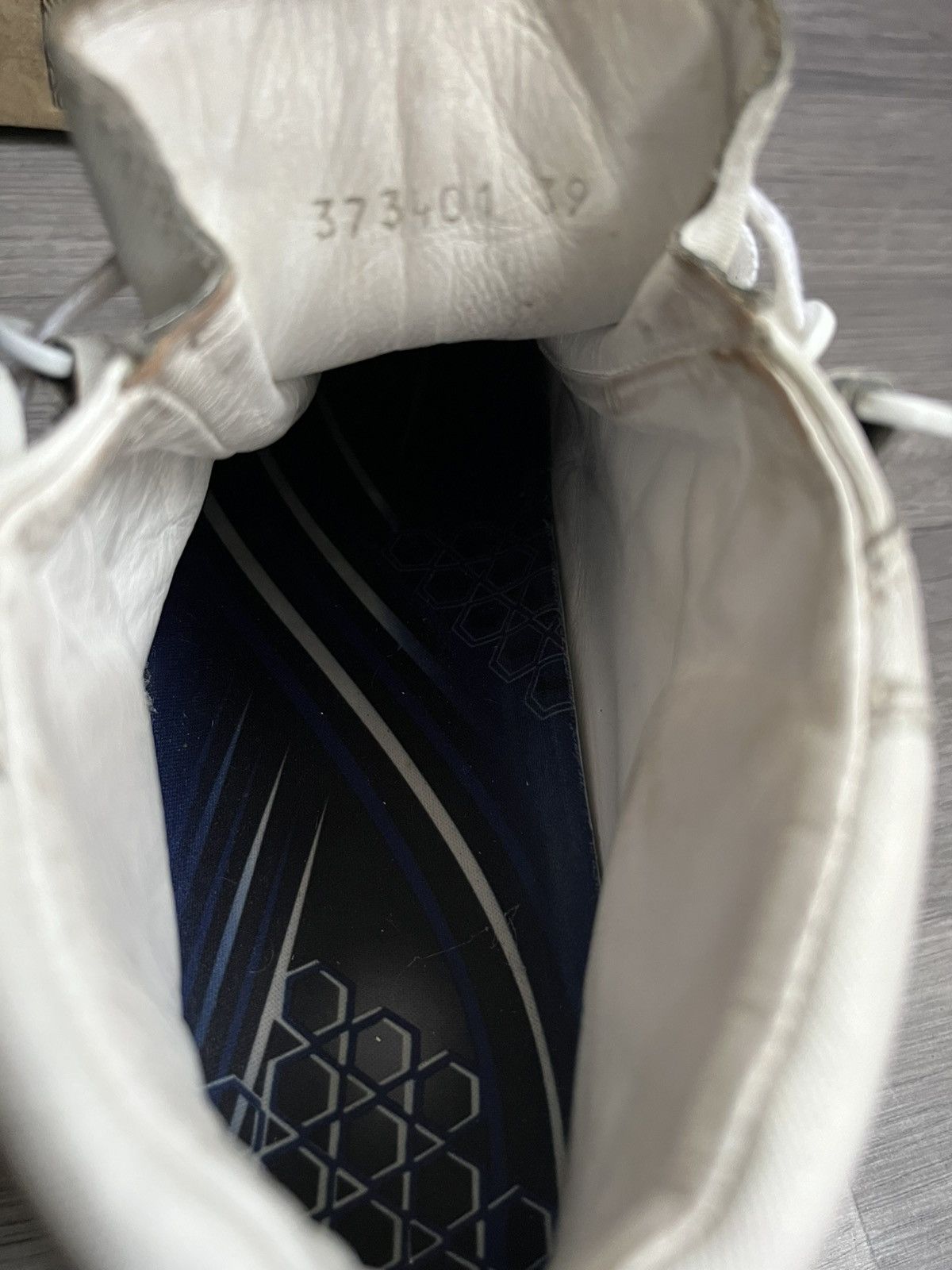 Balenciaga Balenciaga arena white hi-top leather sneakers sz39 Size US 5.5 / EU 38 - 12 Thumbnail