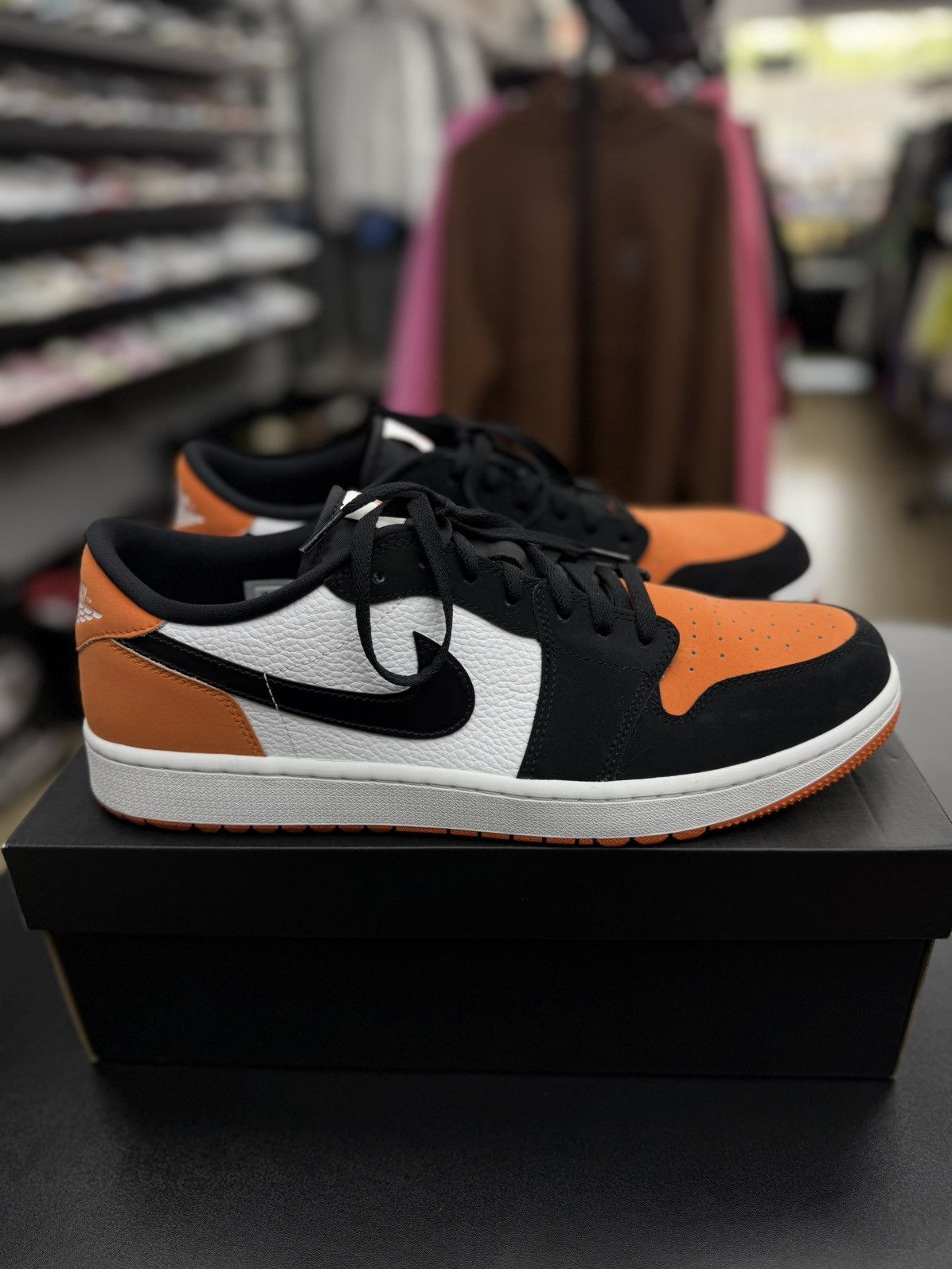 Jordan Brand × Nike Jordan 1 Low Shattered Backboard Golf Size 14 Size US 14 / EU 47 - 1 Thumbnail
