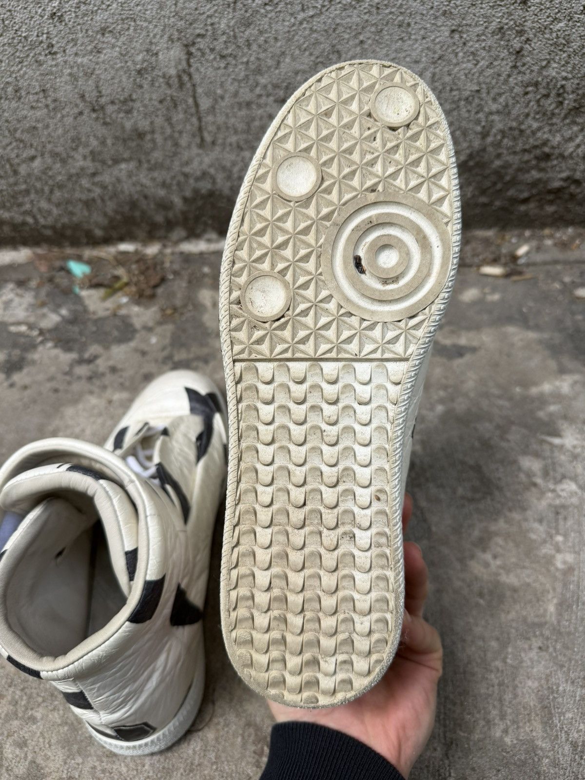 Maison Margiela FW15 Maison Margiela Crinkled Numerical Future High Tops Size US 8 / EU 41 - 11 Thumbnail