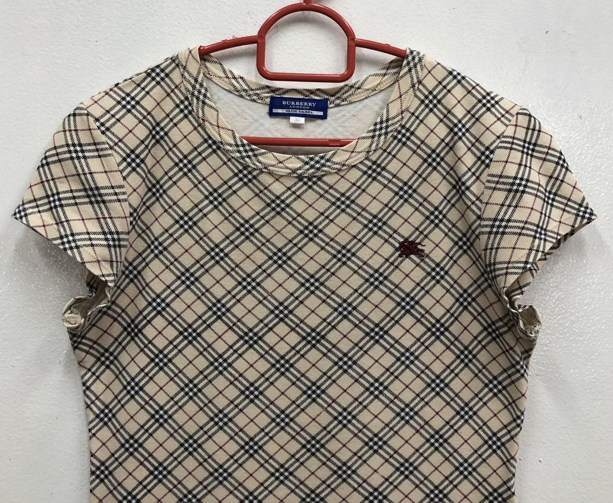 Burberry Burberry Blue Label Check Short-Sleeve Fitted T-Shirt Size S / US 4 / IT 40 - 3 Thumbnail