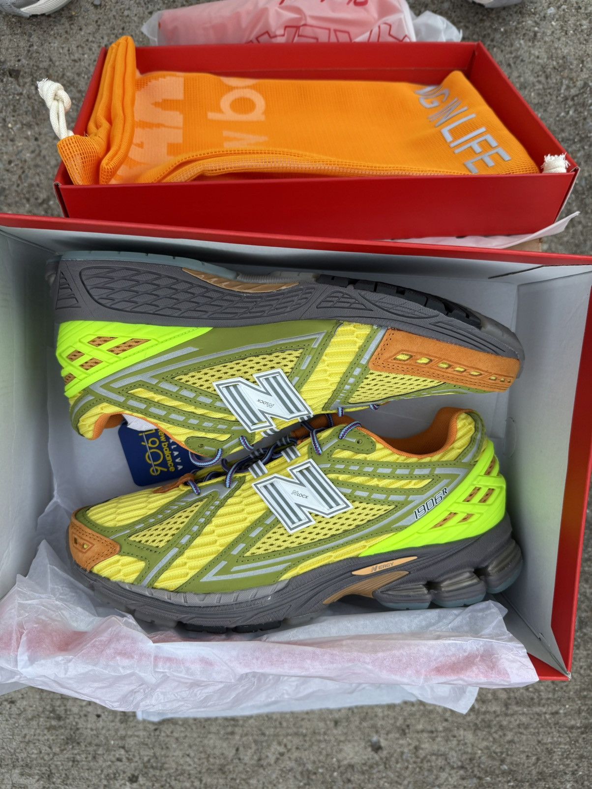 Action Bronson × New Balance Action Bronson x New Balance “Scorpius” 1906R Size US 9.5 / EU 42-43 - 1 Thumbnail
