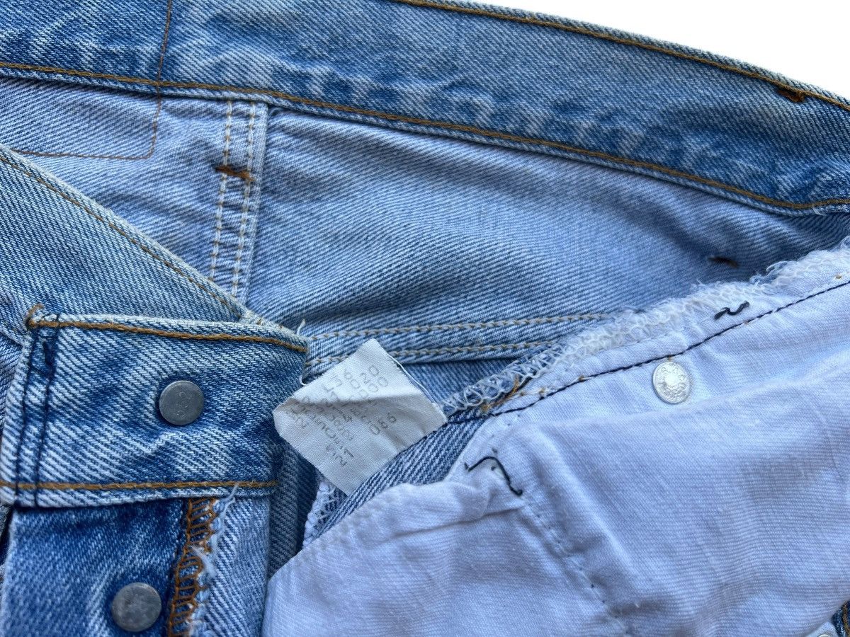 Levi's Vintage 80s Levi’s Made In Usa Denim Jeans 31x27 Size US 31 - 10 Thumbnail