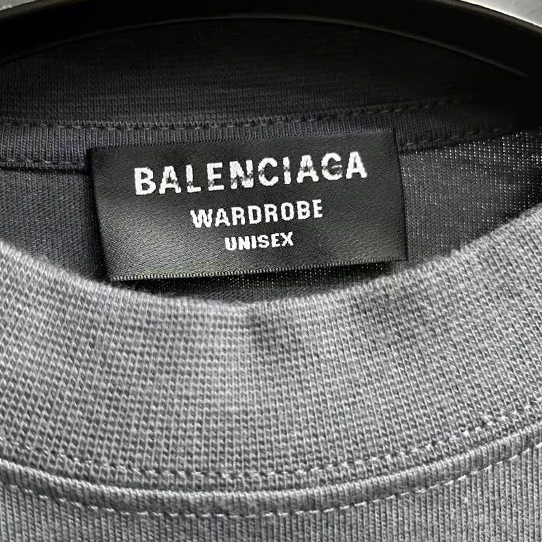 Balenciaga Balenciaga Graphite Gray Embroidered Cola Round Neck Short Size US S / EU 44-46 / 1 - 5 Thumbnail