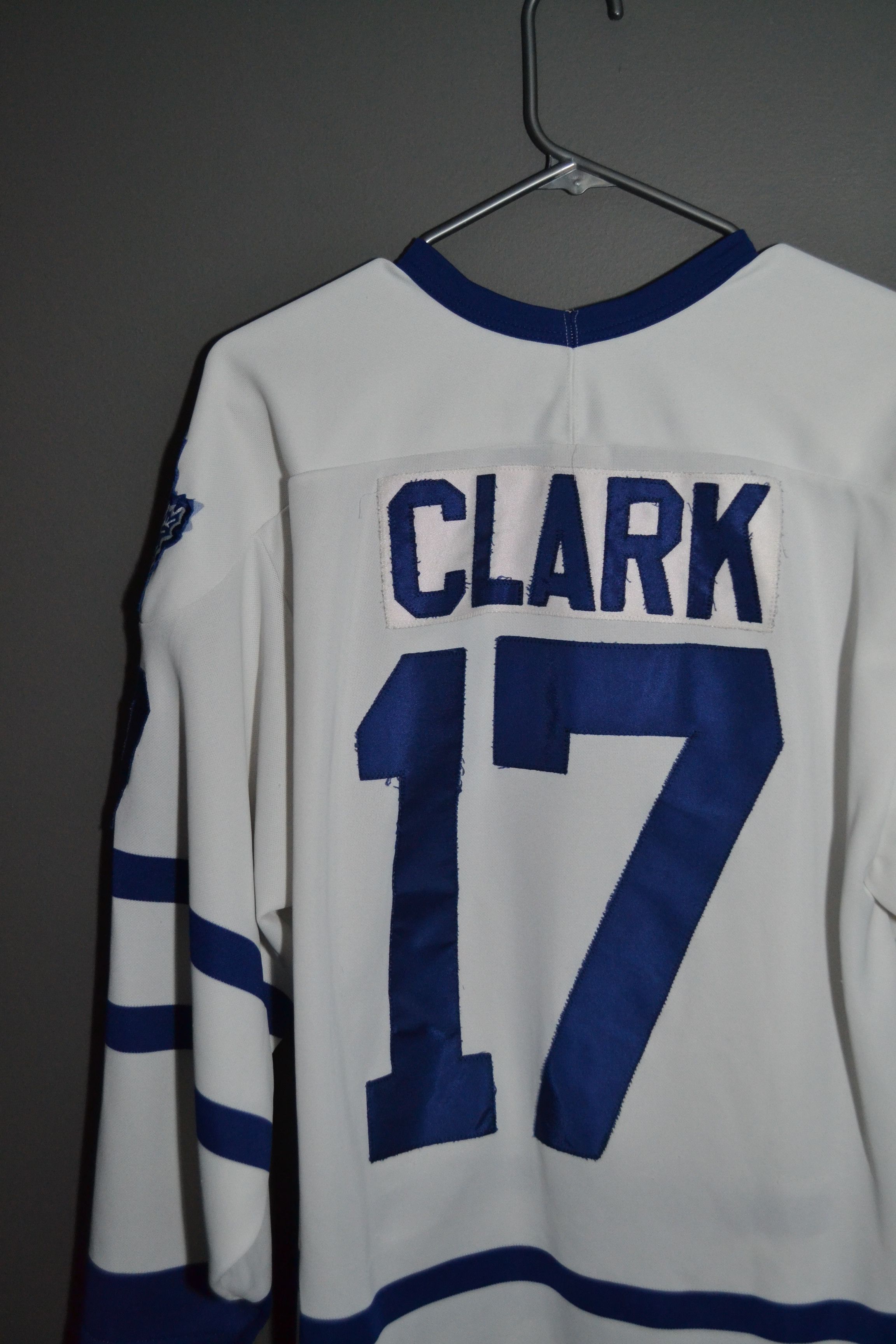 Ccm × Vintage Vintage CCM Wendel Clark Toronto Maple Leafs Hockey Jersey Size US L / EU 52-54 / 3 - 10 Thumbnail