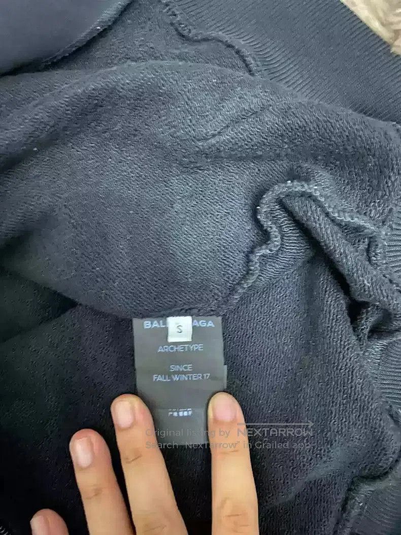 Balenciaga Balenciaga Small Logo Zipper Hoodie. Size US S / EU 44-46 / 1 - 5 Thumbnail