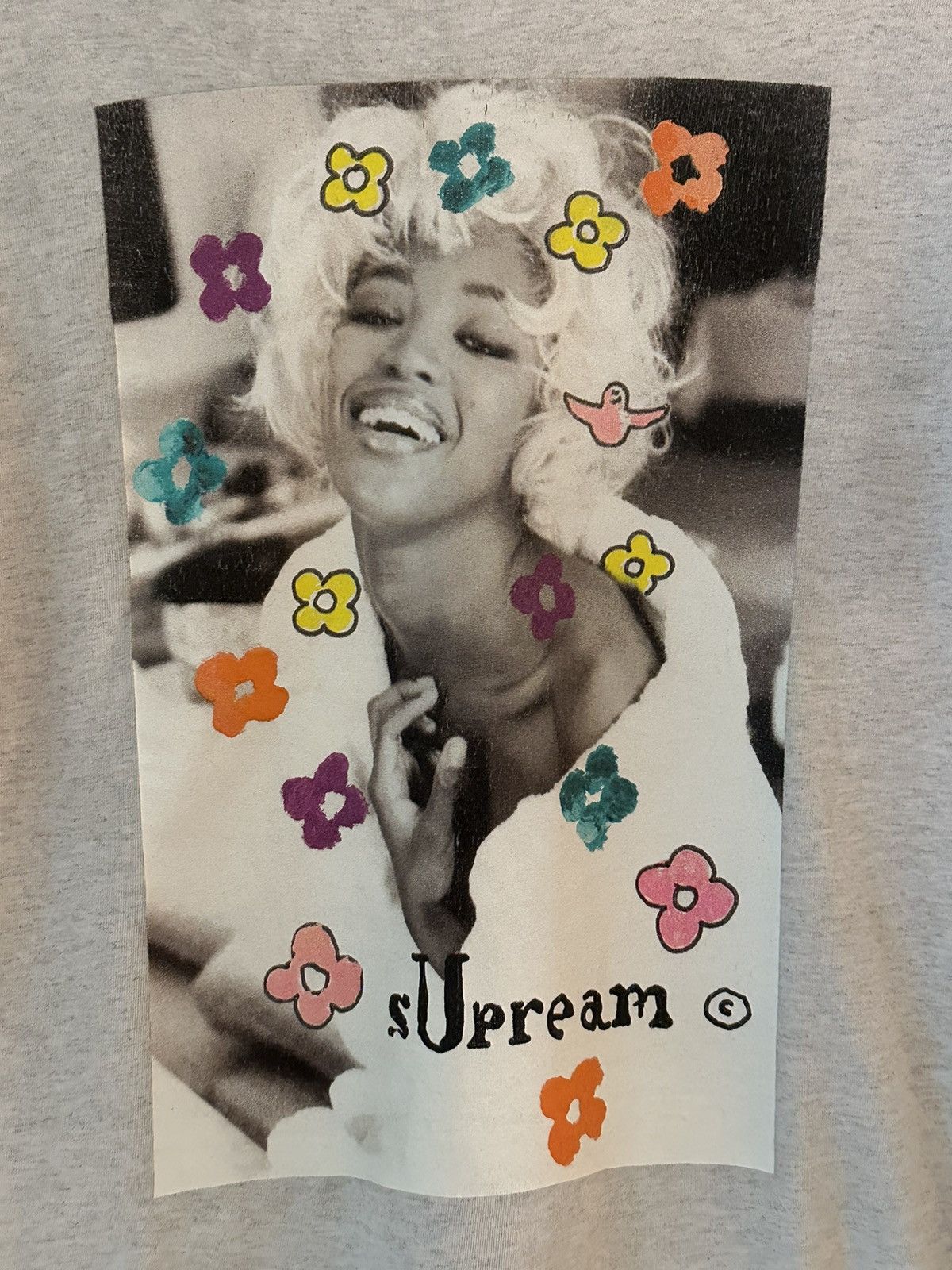 Supreme Supreme Naomi Tee Size US M / EU 48-50 / 2 - 2 Thumbnail