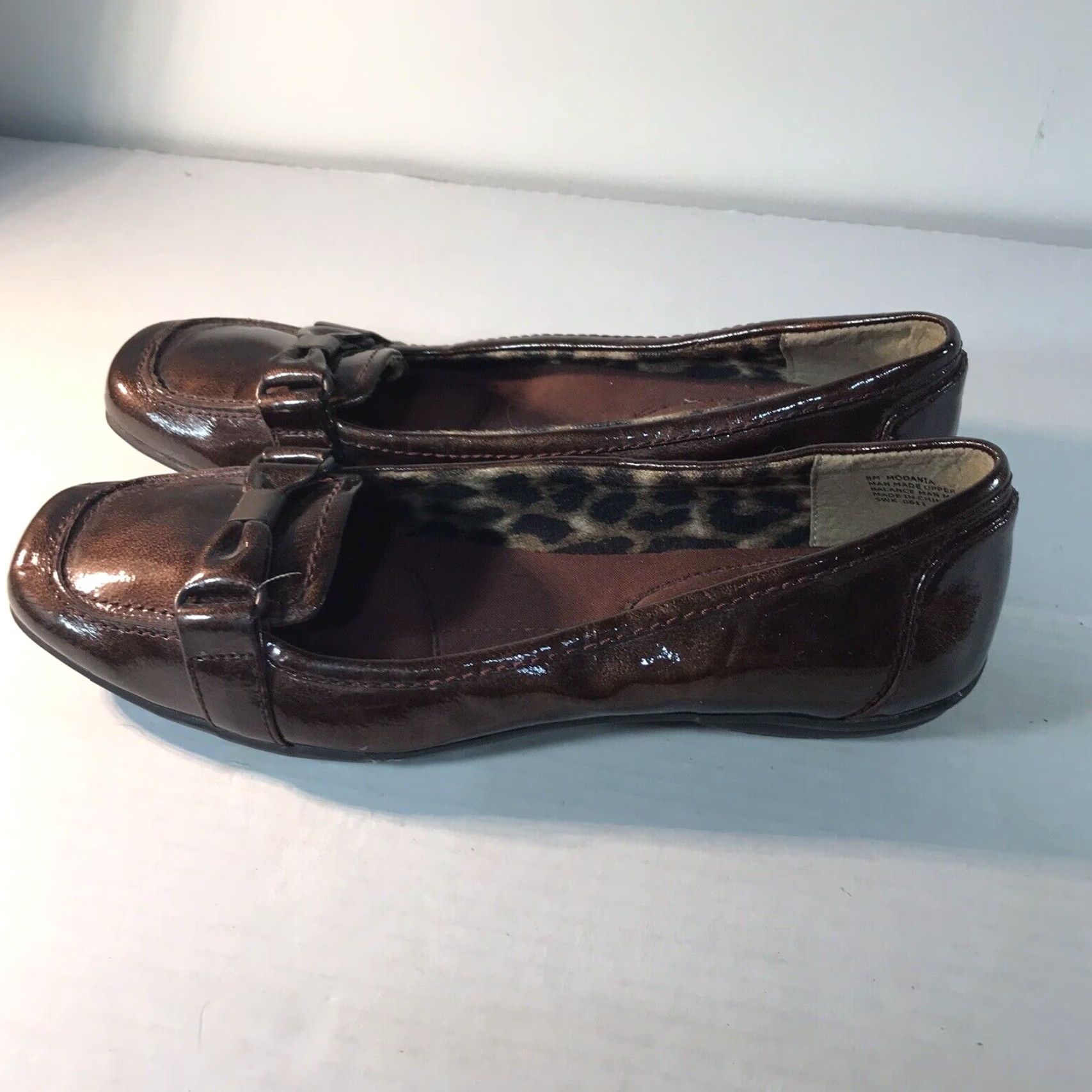 Vintage VINTAGE Mootsies Tootsies Loafers Women’s Size 8M Brown Shiny Leather Casual Dress Flats Size US 8 / IT 38 - 3 Thumbnail