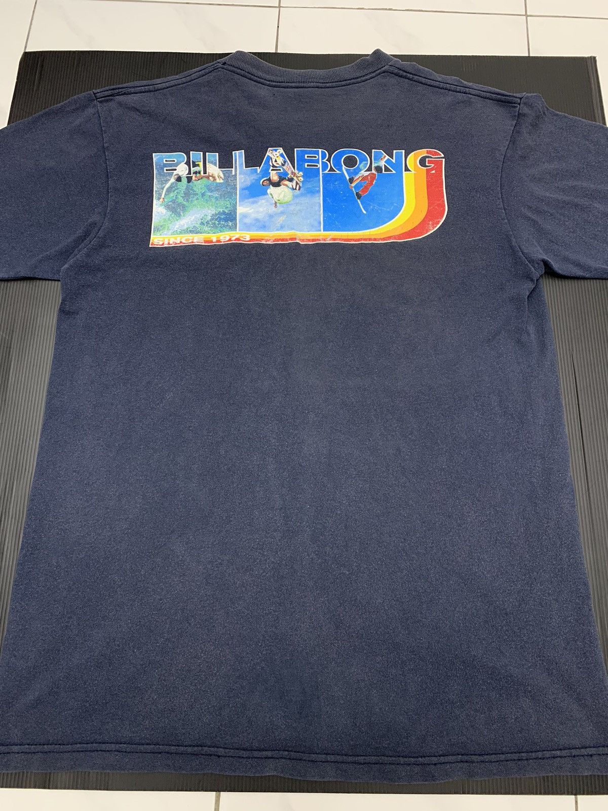 Billabong Vintage 90s Thrashed Faded Billabong Made In USA Tshirt Size US M / EU 48-50 / 2 - 3 Thumbnail