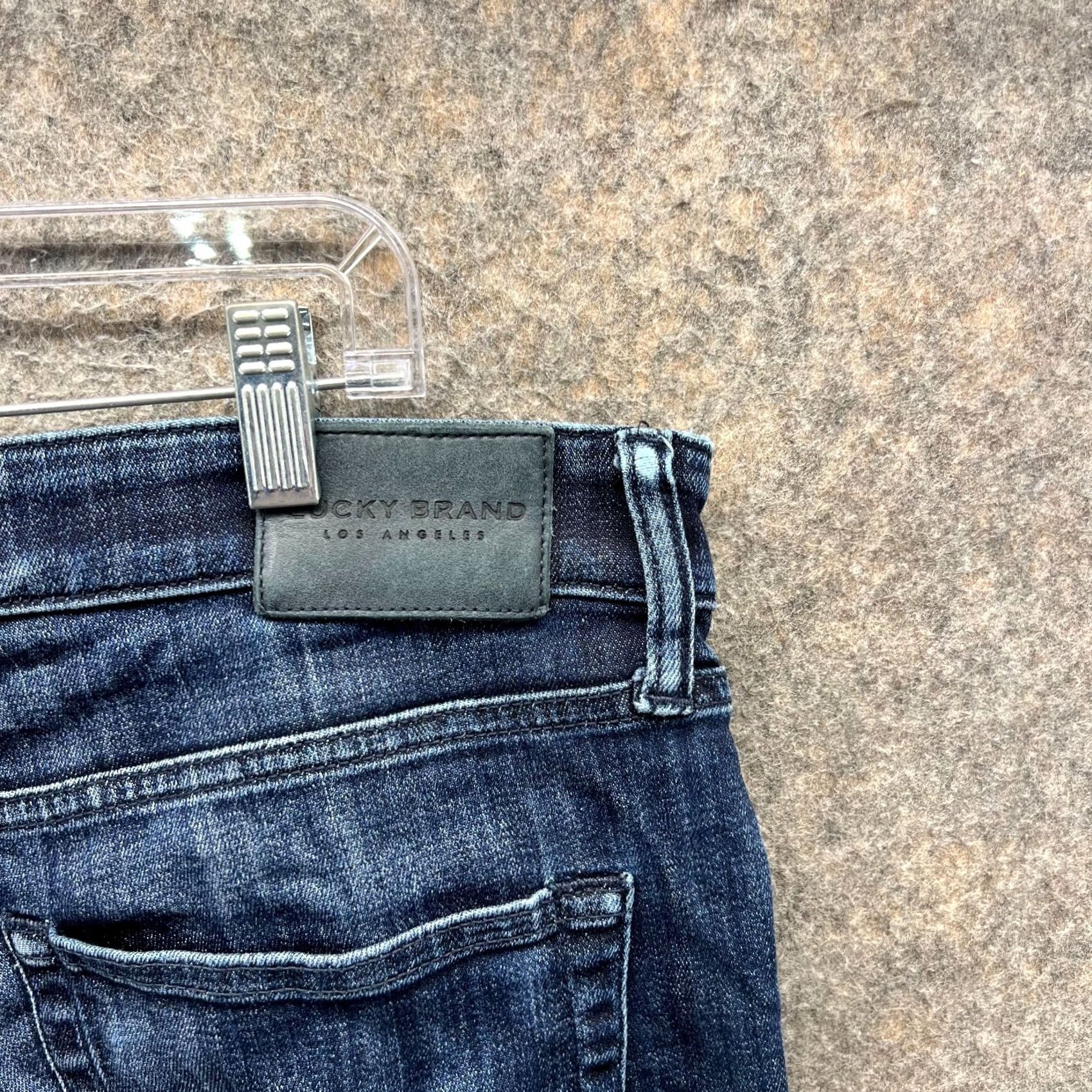 Lucky Brand Lucky Brand Jeans Mens 34x32 Dark Blue Denim Straight Vintage Cotton Stone Wash 5-Pocket Pattern Solid Jeans Mens Regular 34x32 Blue Size US 34 / EU 50 - 3 Thumbnail