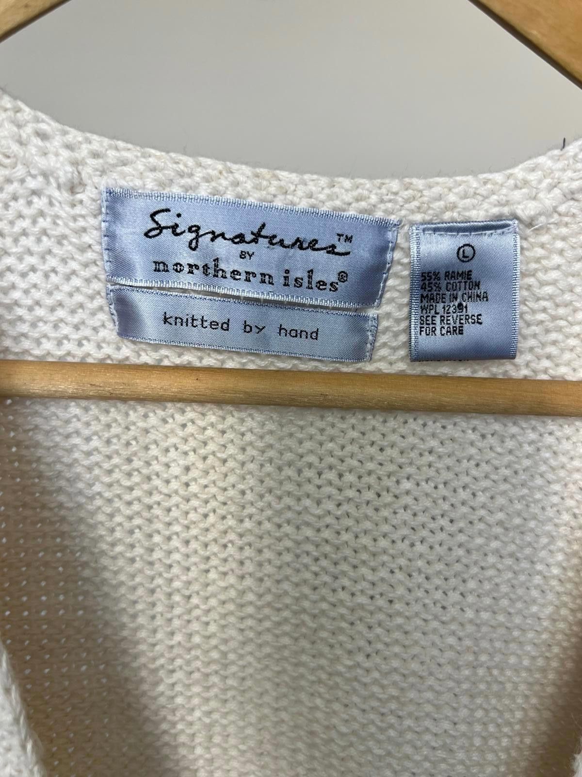 Kirkland Signature Vintage Cream Knitted Vest with Button Closure Size L / US 10 / IT 46 - 5 Thumbnail