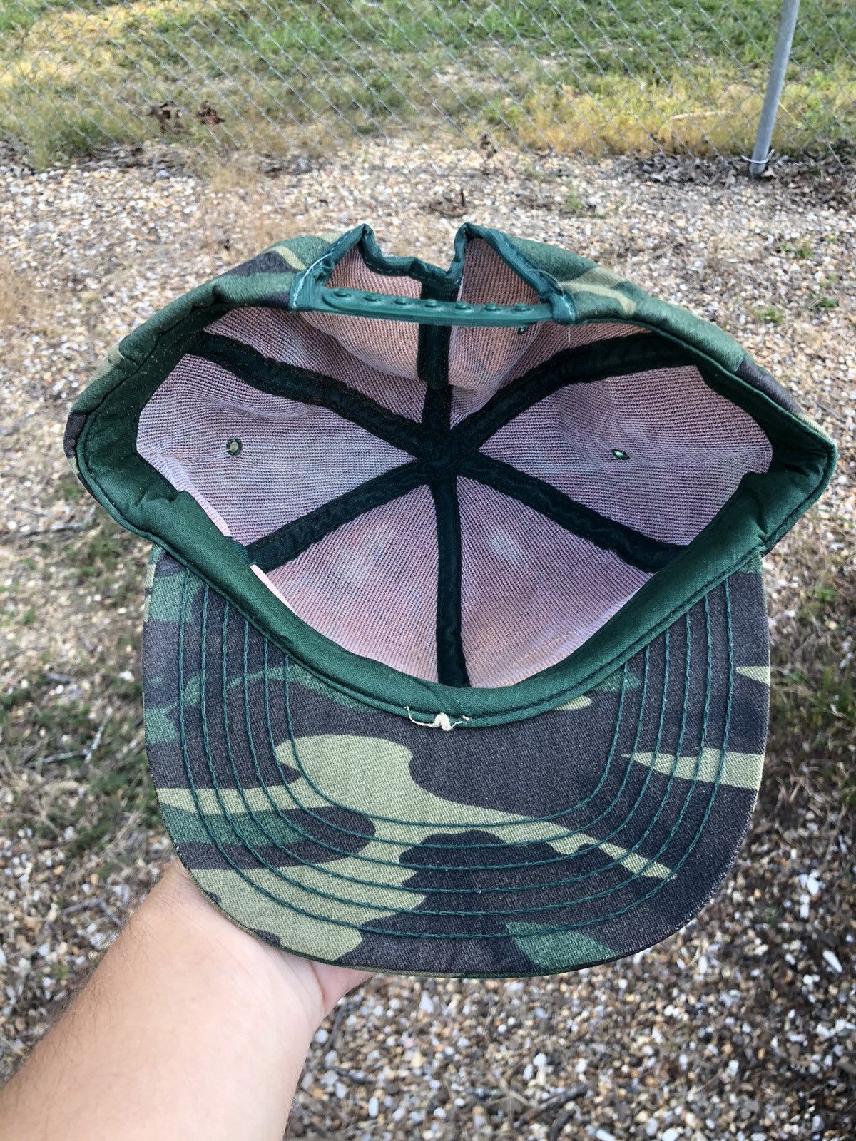 Vintage Vintage Levi Garrett Hat Cap Snap Back Camo Camouflage Patch Size ONE SIZE - 5 Thumbnail