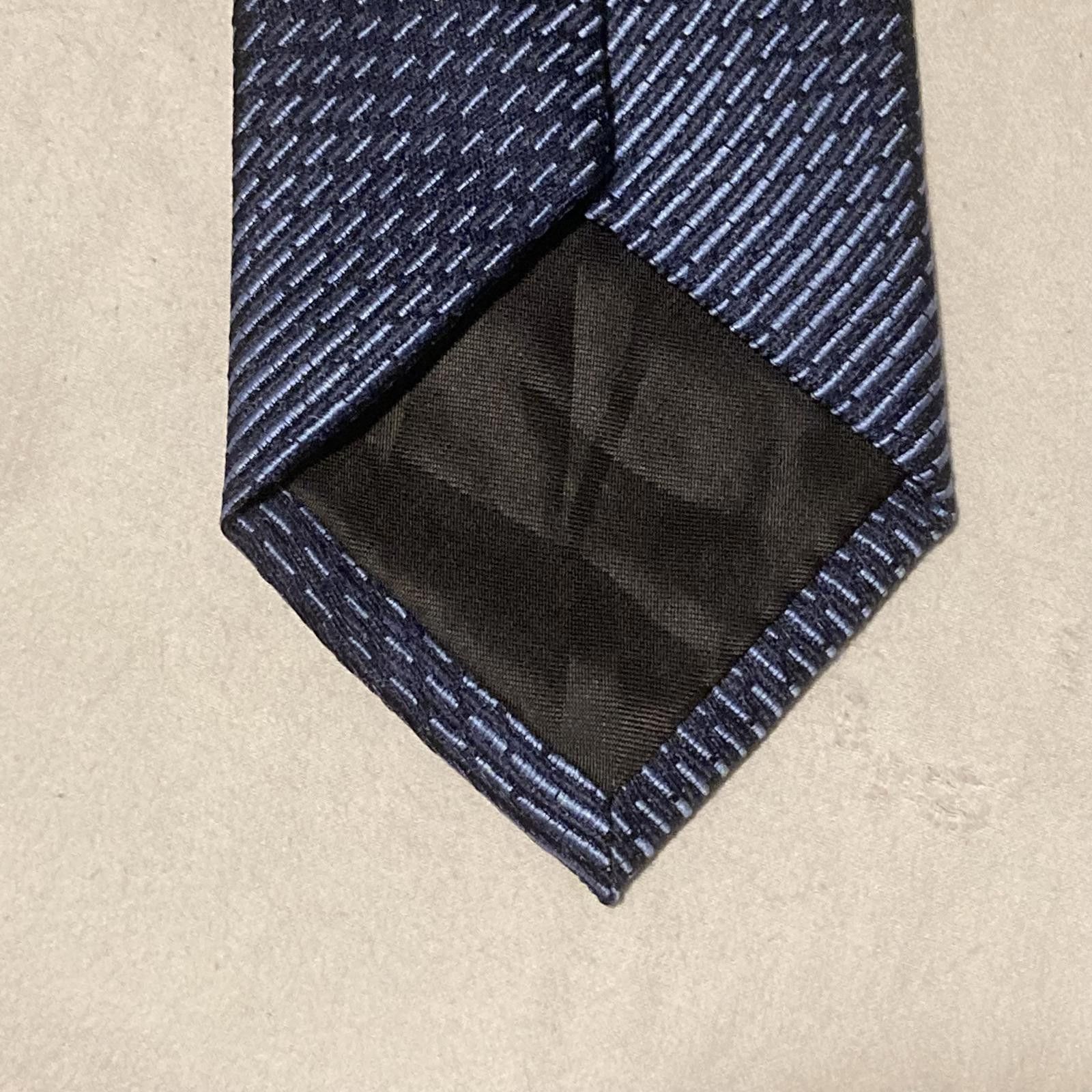 Van Heusen NWOT Van Heusen Tie 59/2.75 Size ONE SIZE - 5 Thumbnail