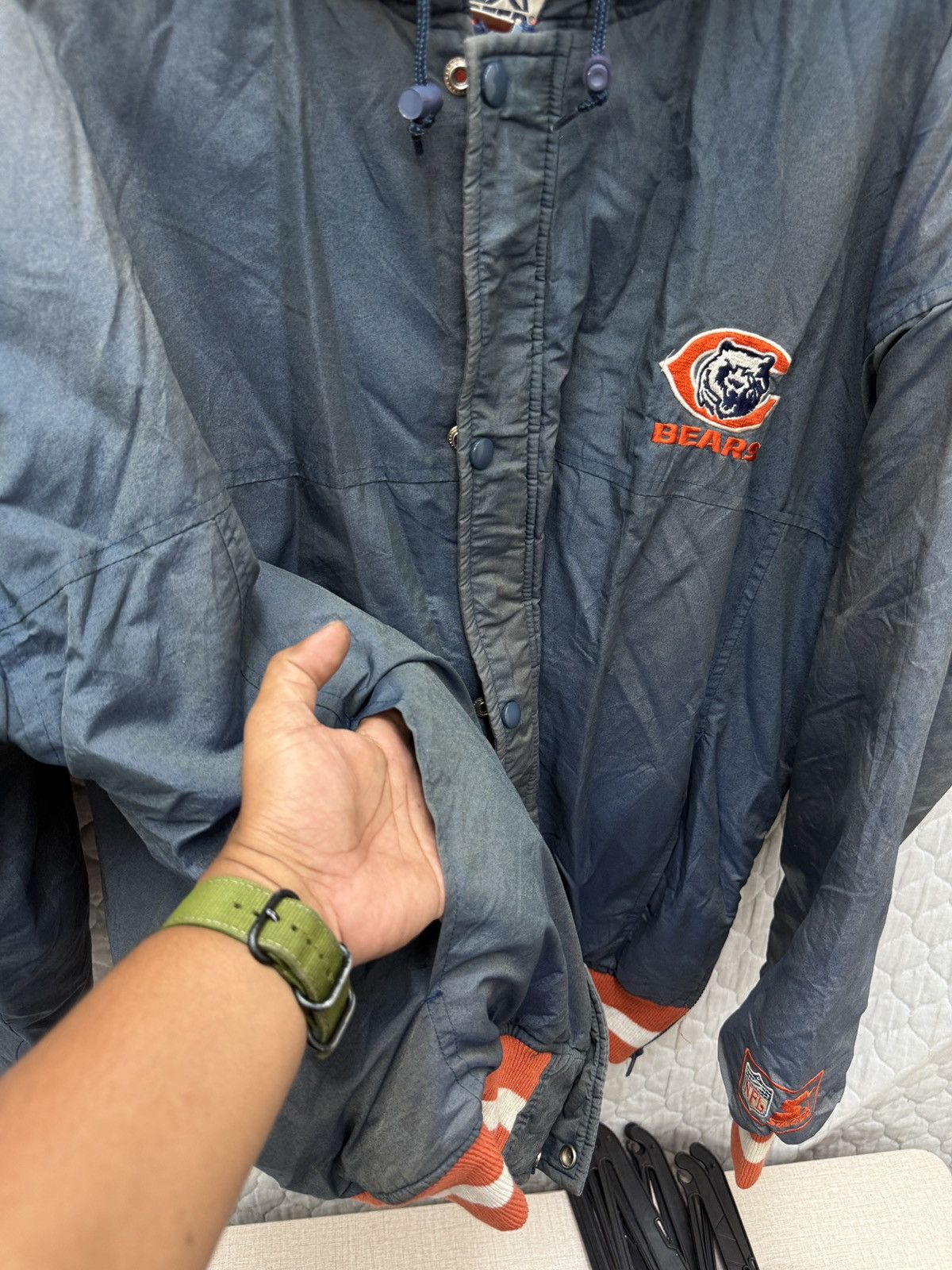 Starter 💥💥🔥STEALS VTG NFL STARTER BEARS SUNFADED JACKET Size US L / EU 52-54 / 3 - 17 Thumbnail