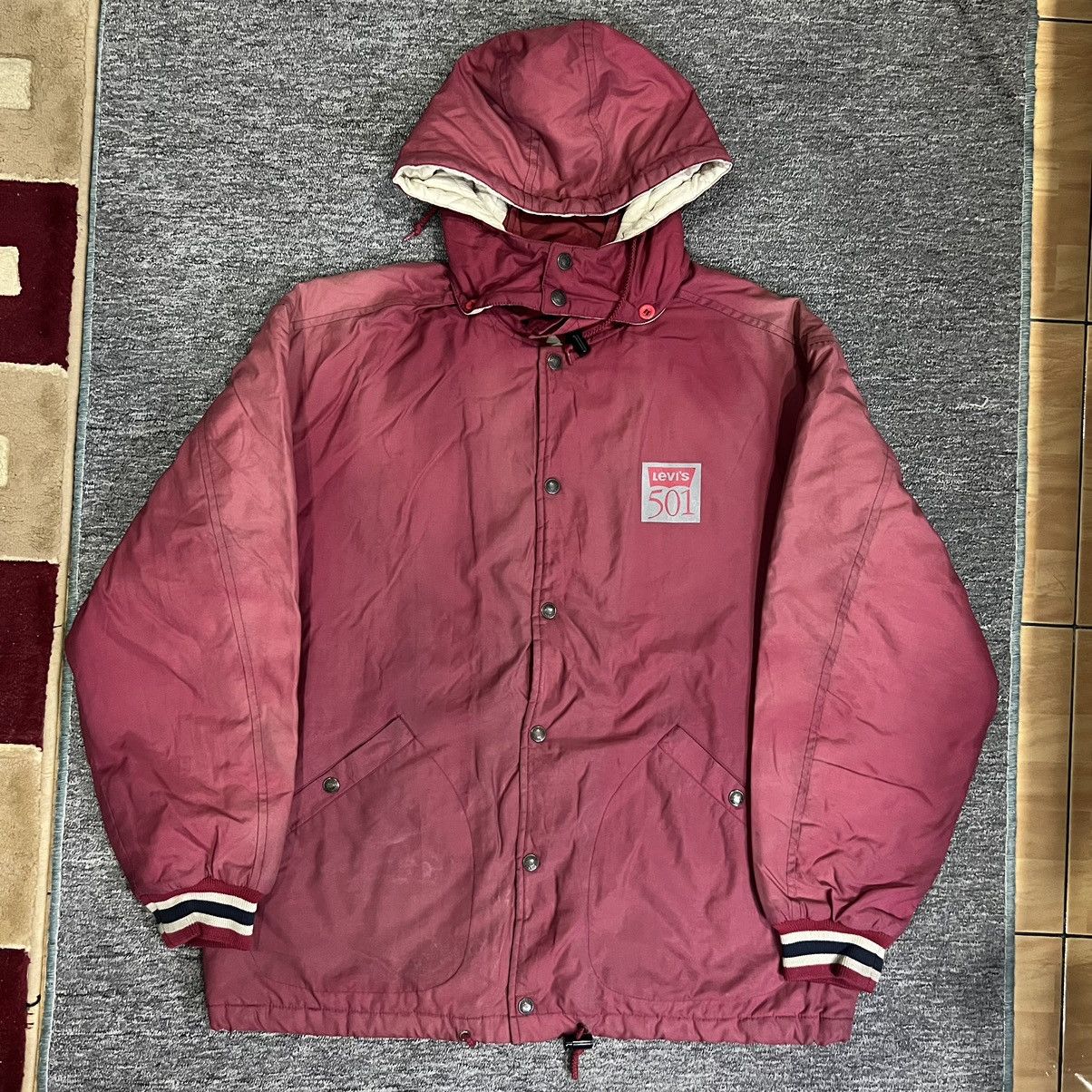 “RARE VINTAGE” LEVI’S 501 BACKHIT DOWN JACKET