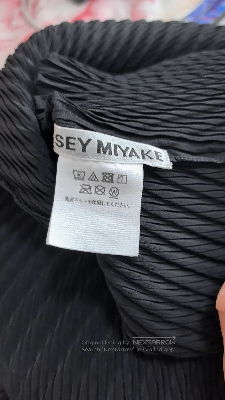 Issey Miyake Issey Miyake Fish Scale Black Dress Size M / US 6-8 / IT 42-44 - 2 Thumbnail