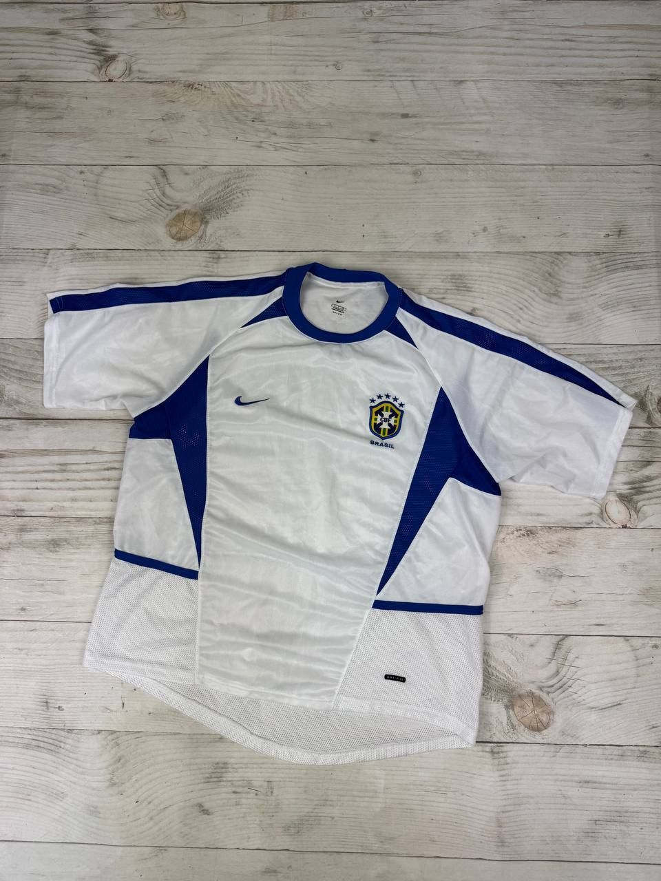 Nike Vintage Nike Brazil 2002 2004 Training Shirt Soccer Jersey Size US S / EU 44-46 / 1 - 1 Thumbnail