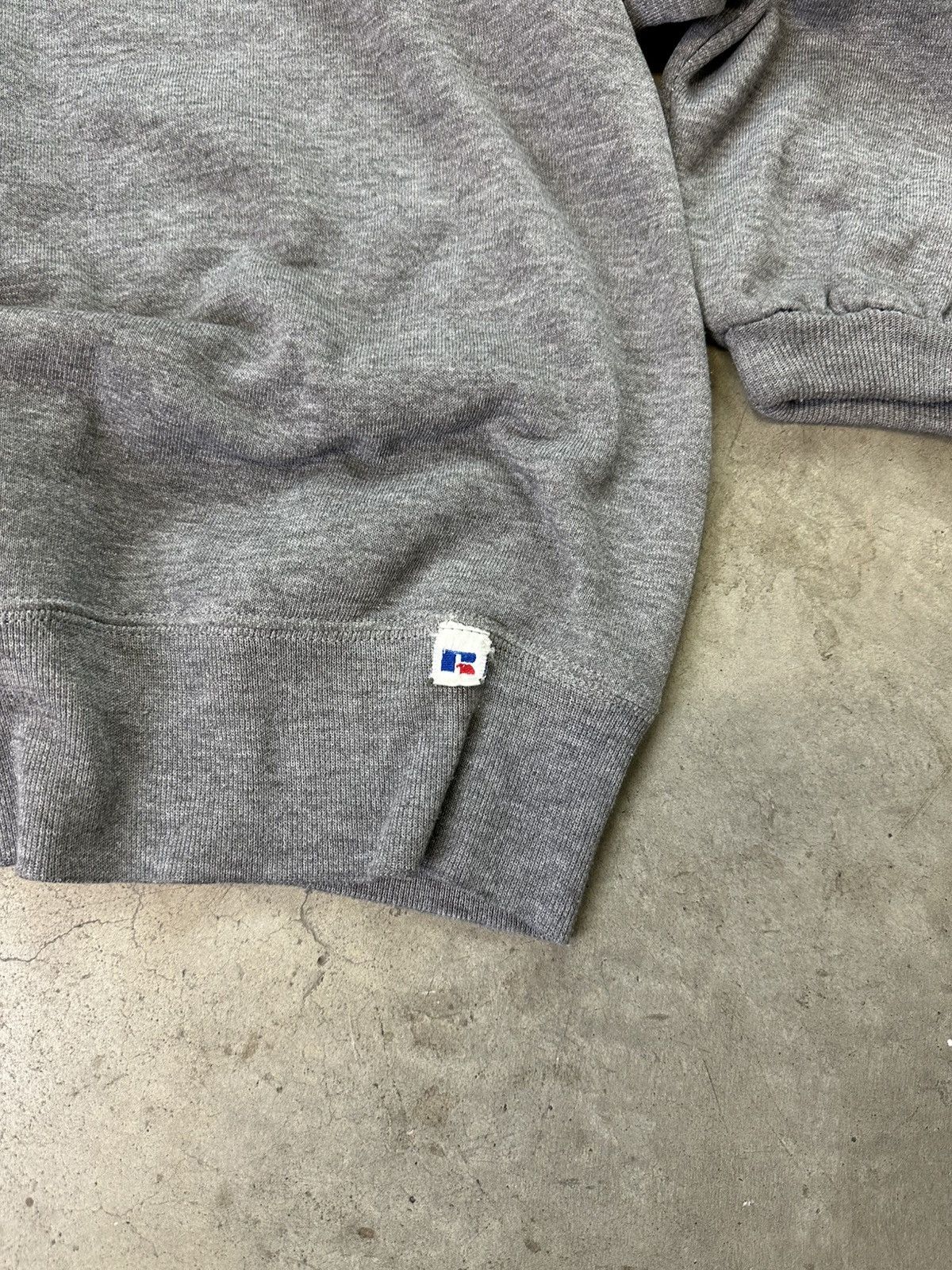 Russell Athletic × Vintage vintage 90s russell athletic moscrop spellout crewneck L Size US L / EU 52-54 / 3 - 4 Thumbnail
