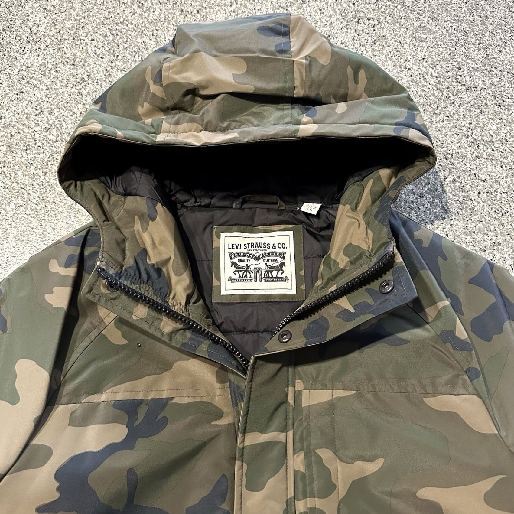 Levi's Levi's Parka Jacket Mens S Hooded Insulated Camouflage Army Green Size US S / EU 44-46 / 1 - 2 Thumbnail