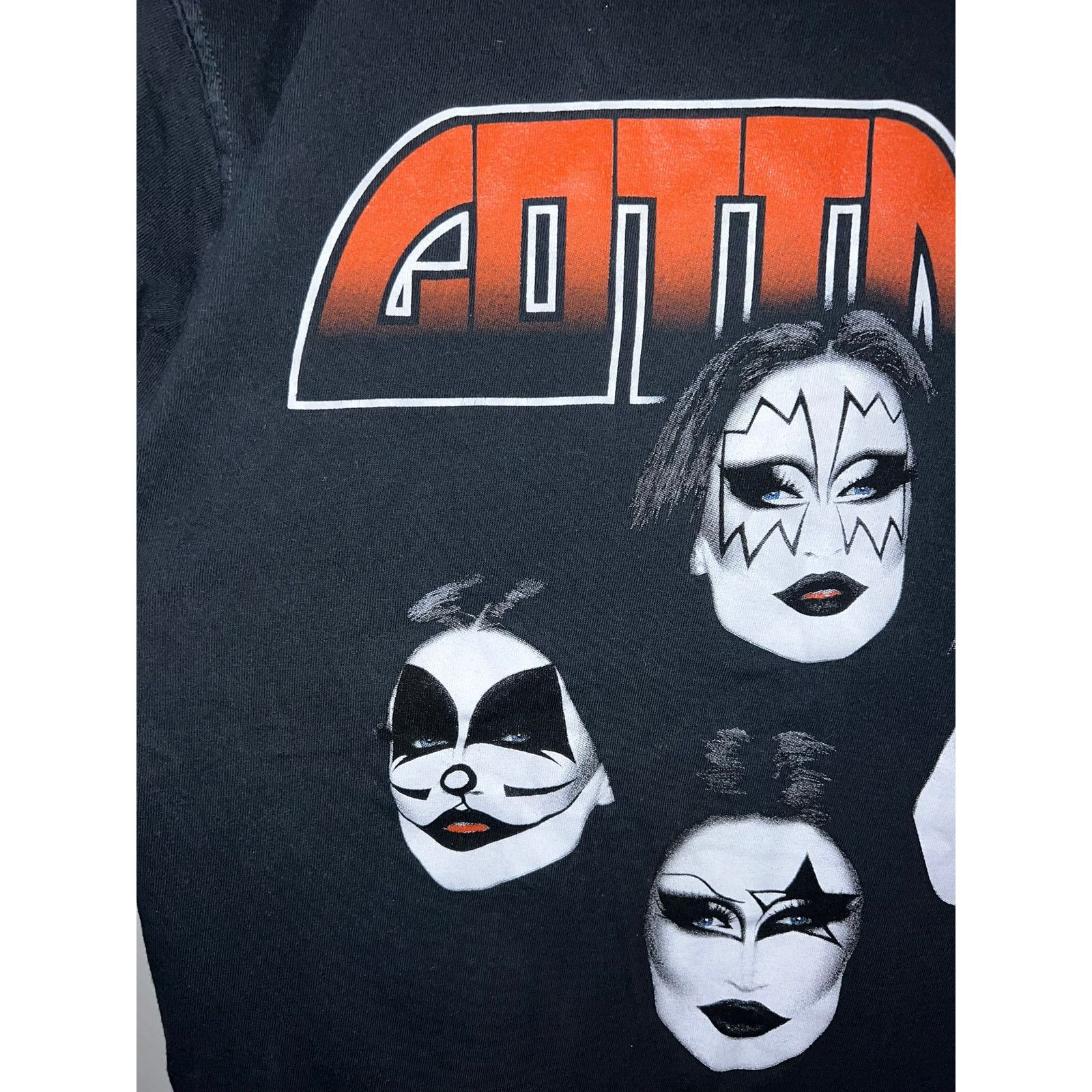 Comfort Colors Gottmik Shirt Tour Drag Performer Black Graphic Tee L Large Size US L / EU 52-54 / 3 - 2 Thumbnail