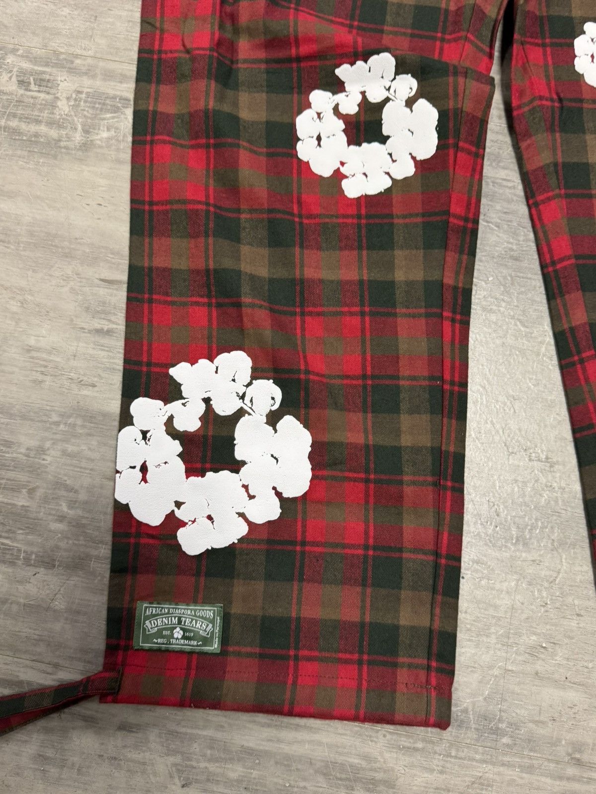 DENIM TEARS Denim Tears Flannel Pajamas size S Size US 32 / EU 48 - 3 Thumbnail