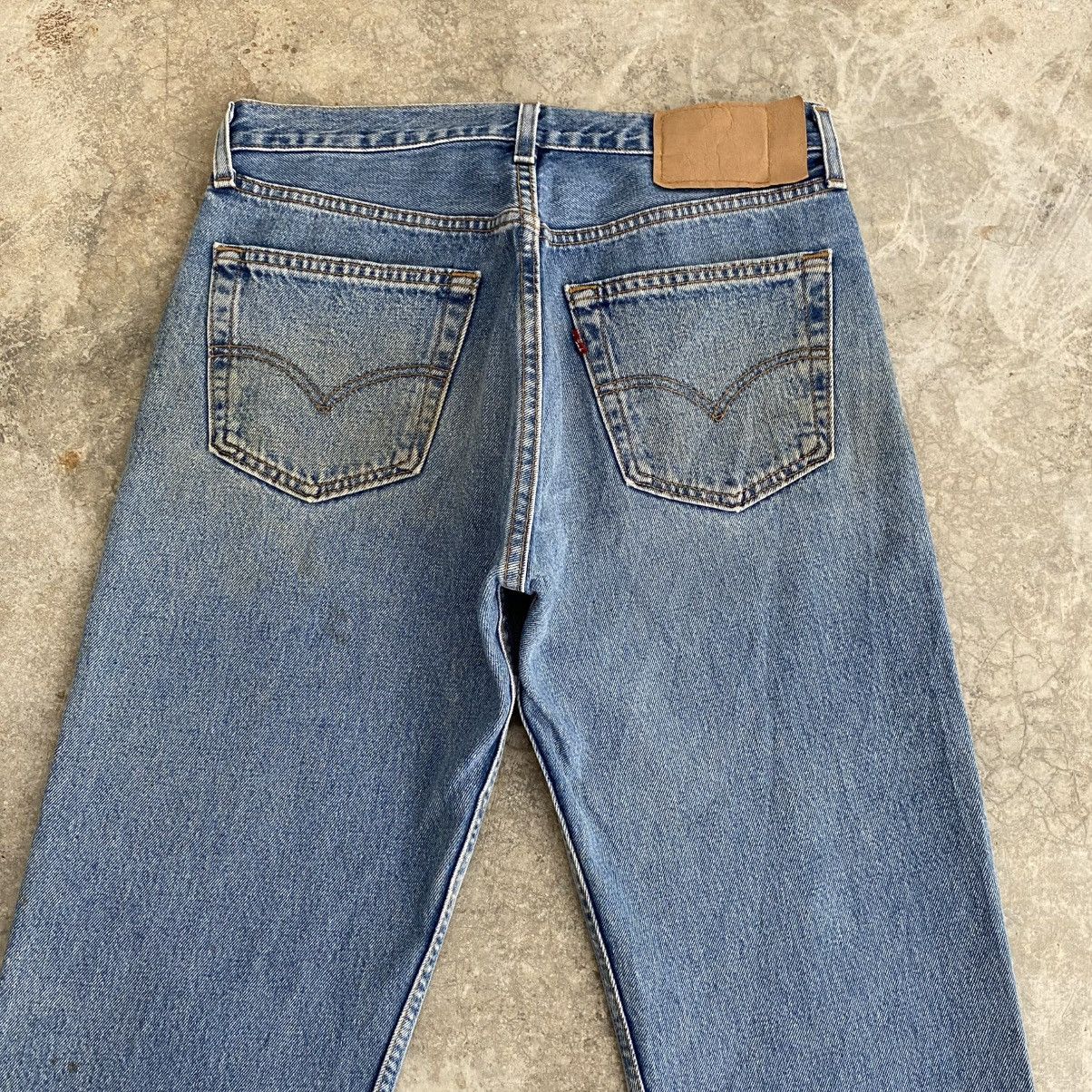 Levi's Size 31x32.5 Vintage 1997 Levis 501 Faded Blue Denim Jeans Size US 31 - 10 Thumbnail