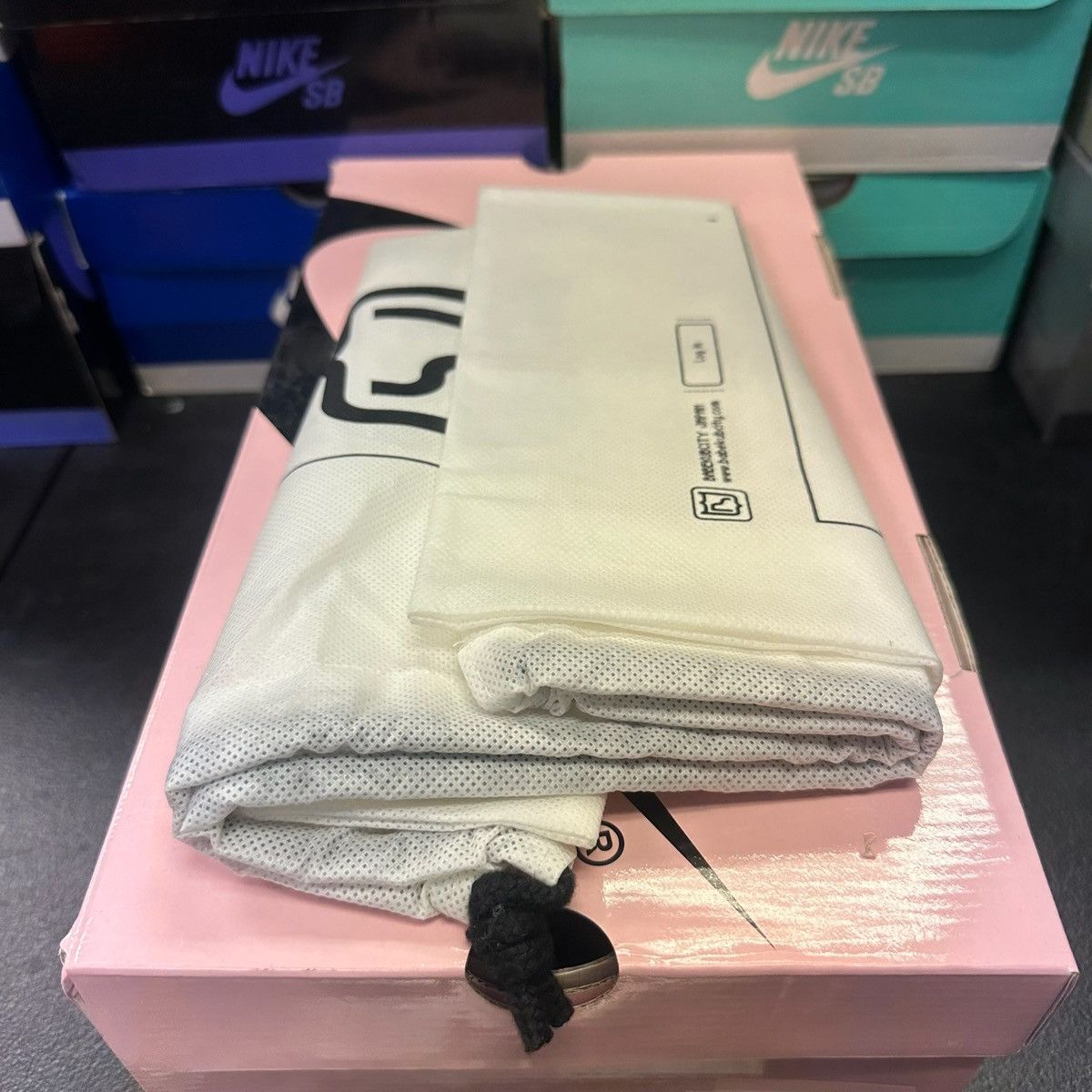 Nike Size 10.5 - Nike Dunk Pro SB Low Medicom 3 - 304292-008 Size US 10.5 / EU 43-44 - 9 Thumbnail