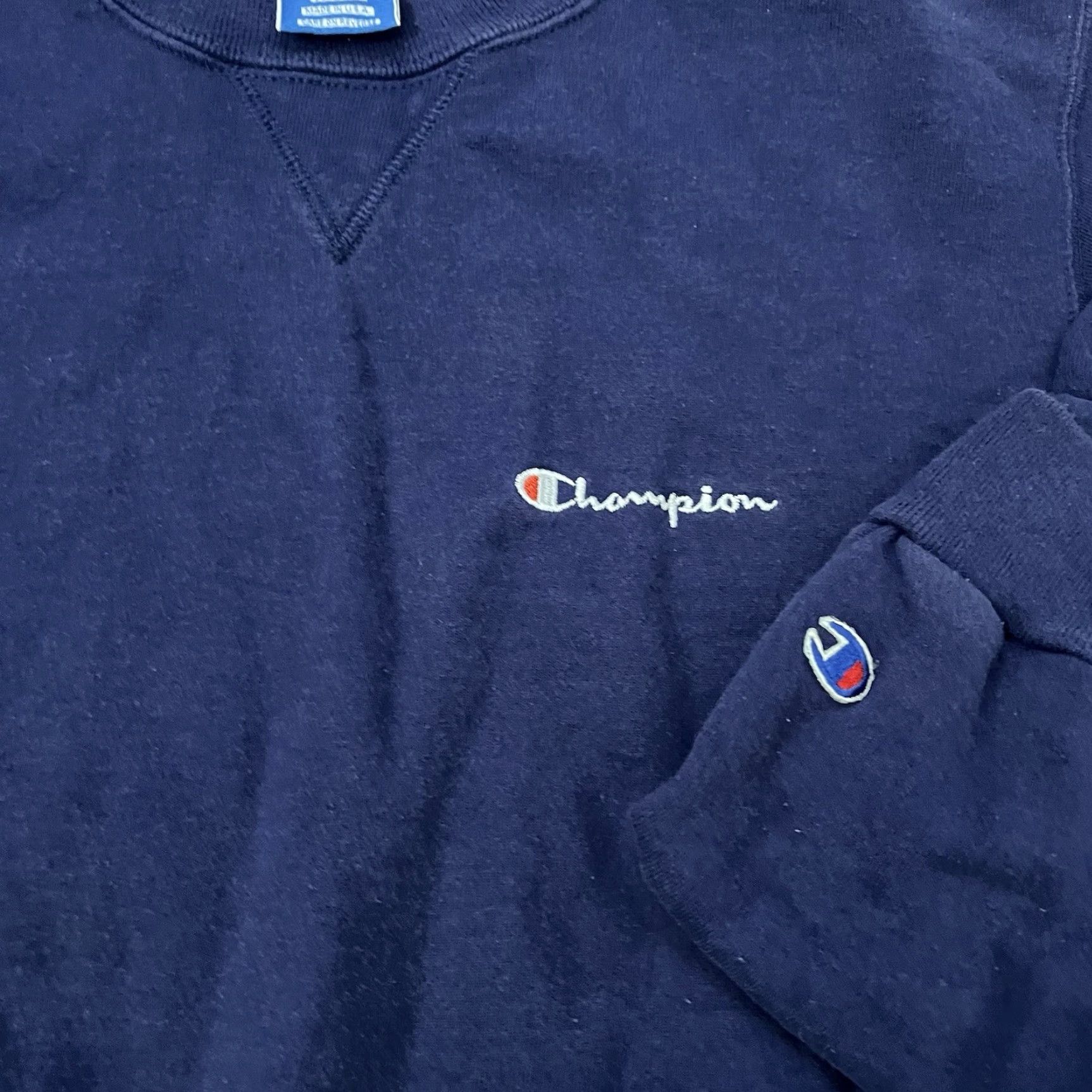 Champion VINTAGE Champion Sweatshirt Mens Large Tall Crewneck Navy Blue 90s Reverse Weave USA Made Size US L / EU 52-54 / 3 - 3 Thumbnail
