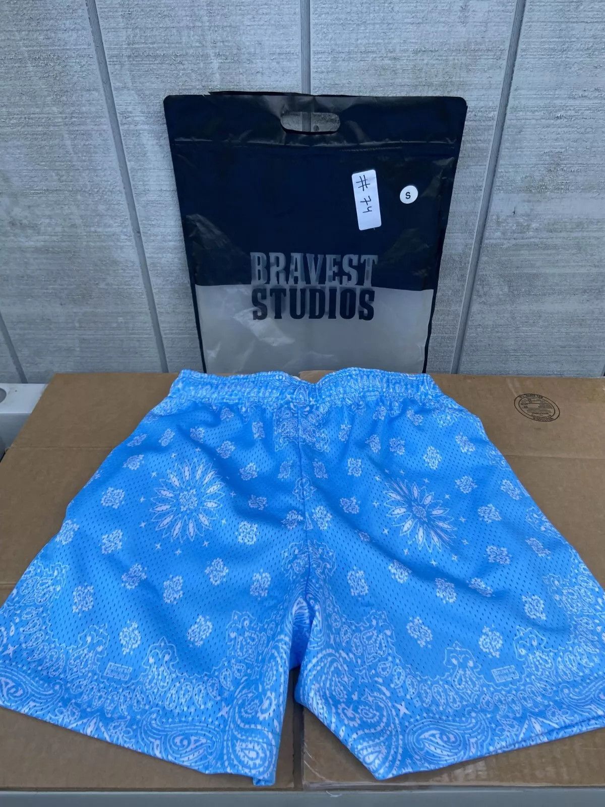 Bravest Studios ⚡Bravest Studios Light Blue Paisley Shorts S Small NEW⚡️ Size US 29 - 5 Thumbnail