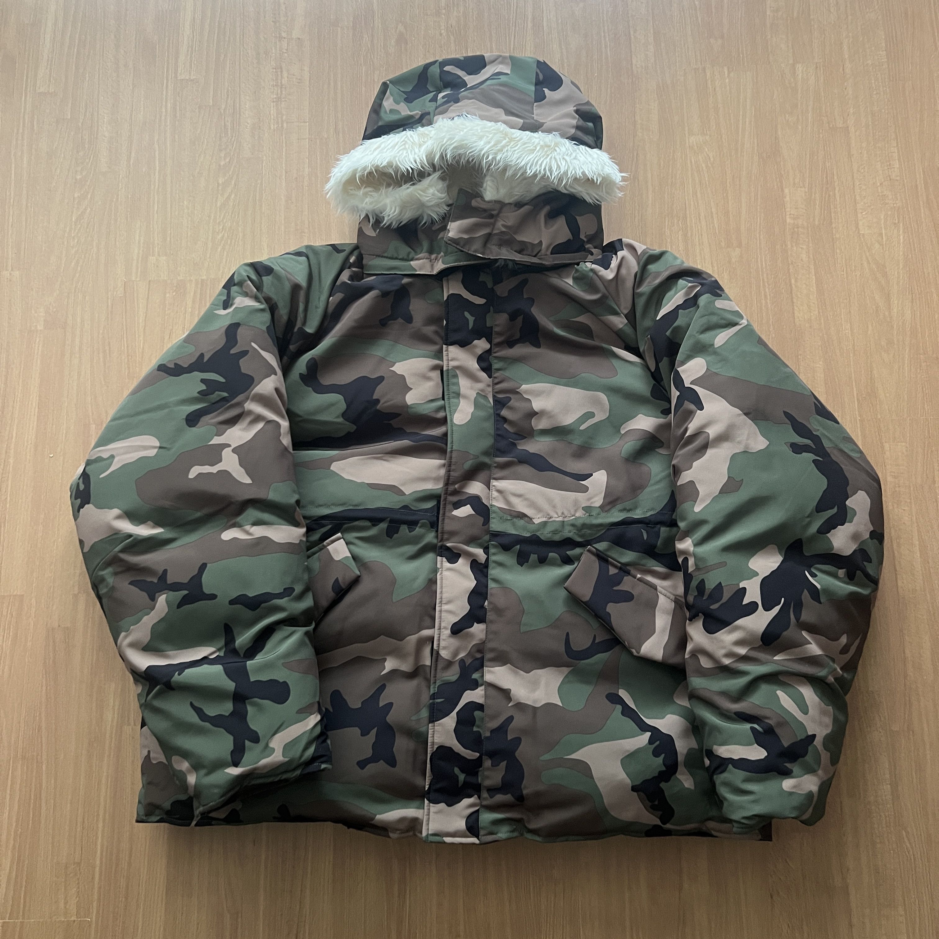 Yeezy Yeezy PK-01 Camo Parka Size US L / EU 52-54 / 3 - 1 Thumbnail
