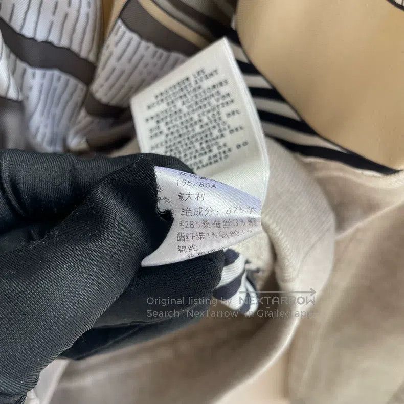 Hermes Hermes Silk V-Neck Cashmere Knit Sweater in Oatmeal Color Size XXS / US 00 / IT 34 - 6 Thumbnail