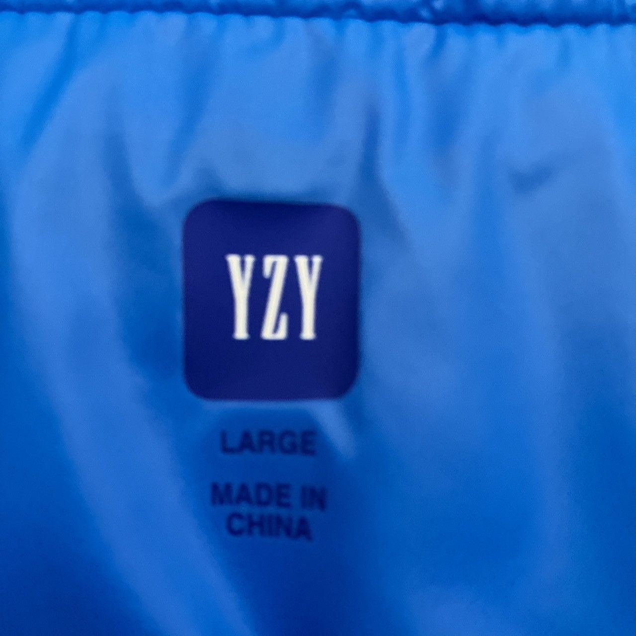 Gap × Yeezy Yeezy x gap round jacket blue limited edition Size US L / EU 52-54 / 3 - 4 Thumbnail